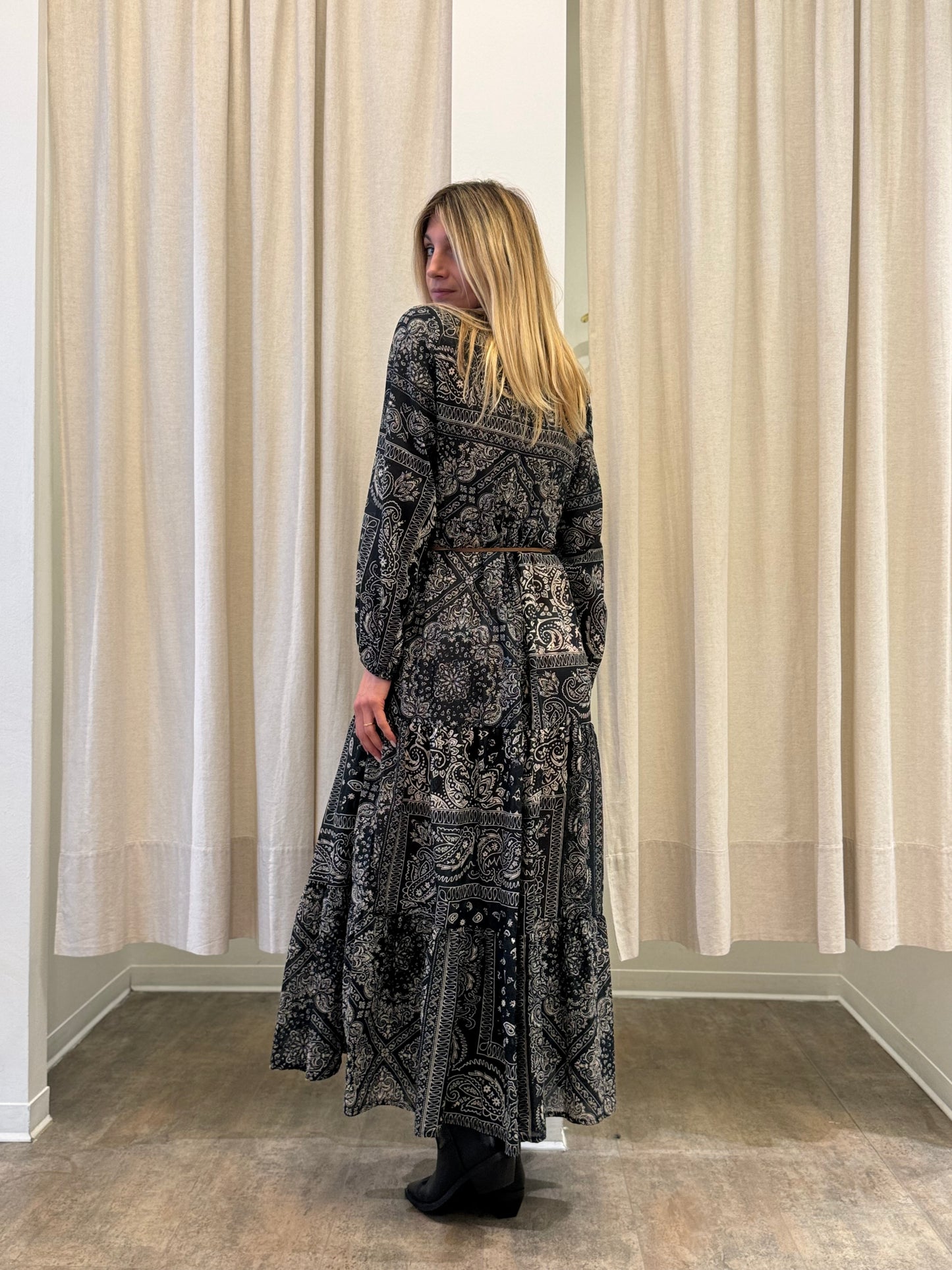 Susy Mix Abito lungo bandana fantasia NERO