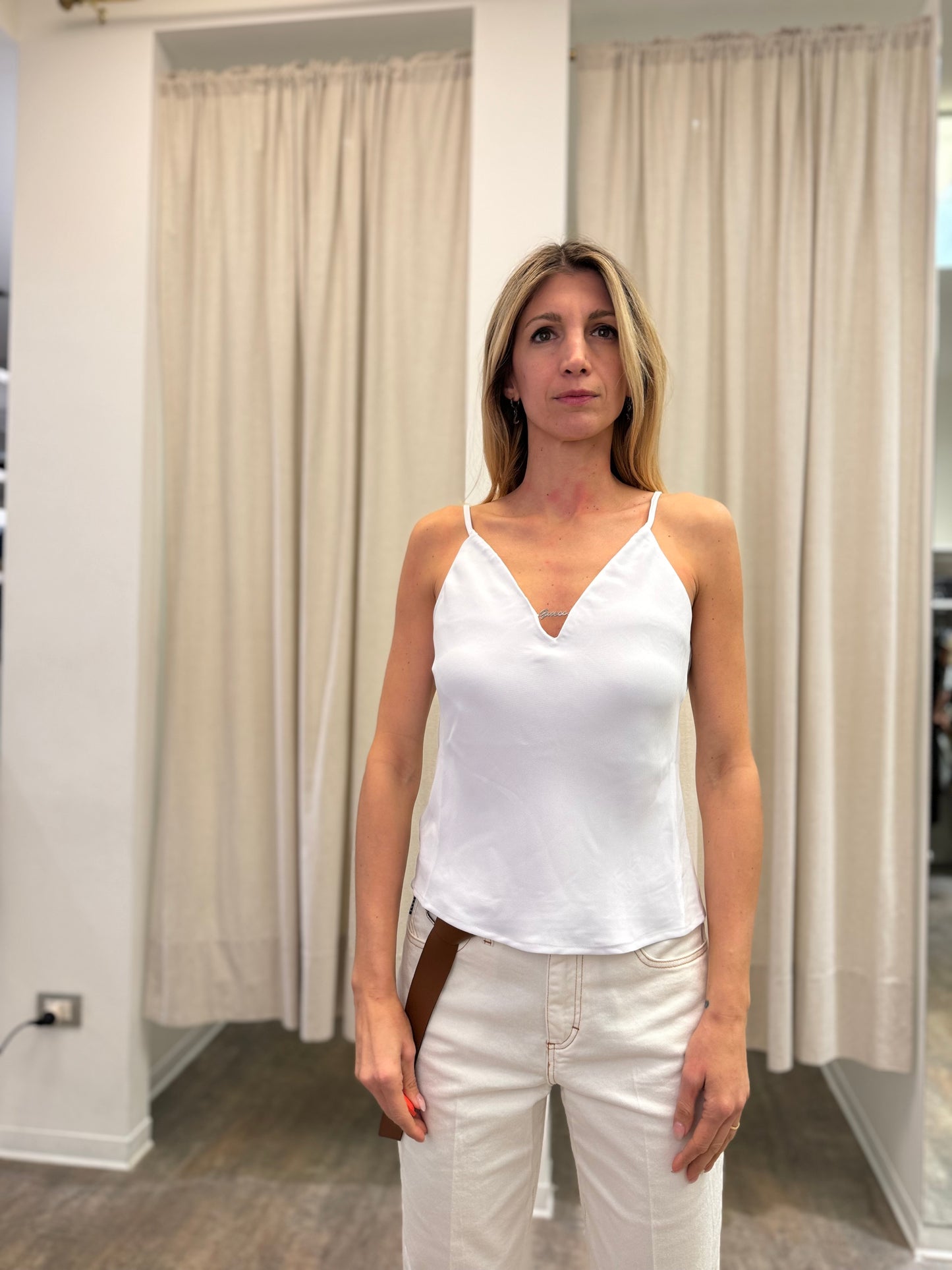 Guess Canotta con marchio sul seno BIANCO