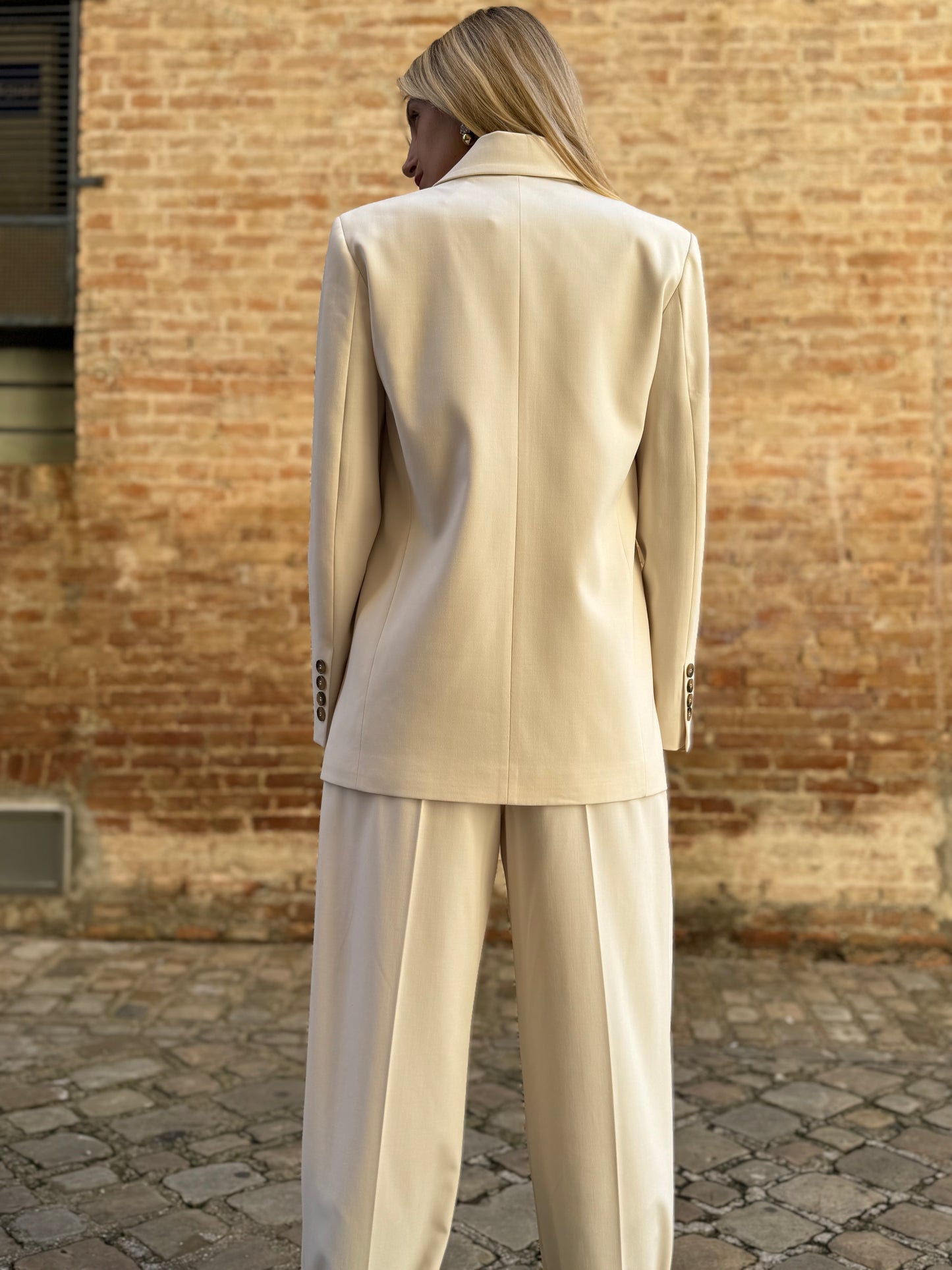 Merci Giacca monopetto con bottoni a contrasto CREMA