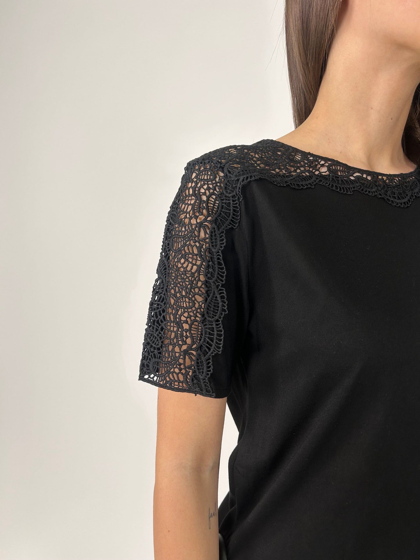 T-shirt mm in pizzo