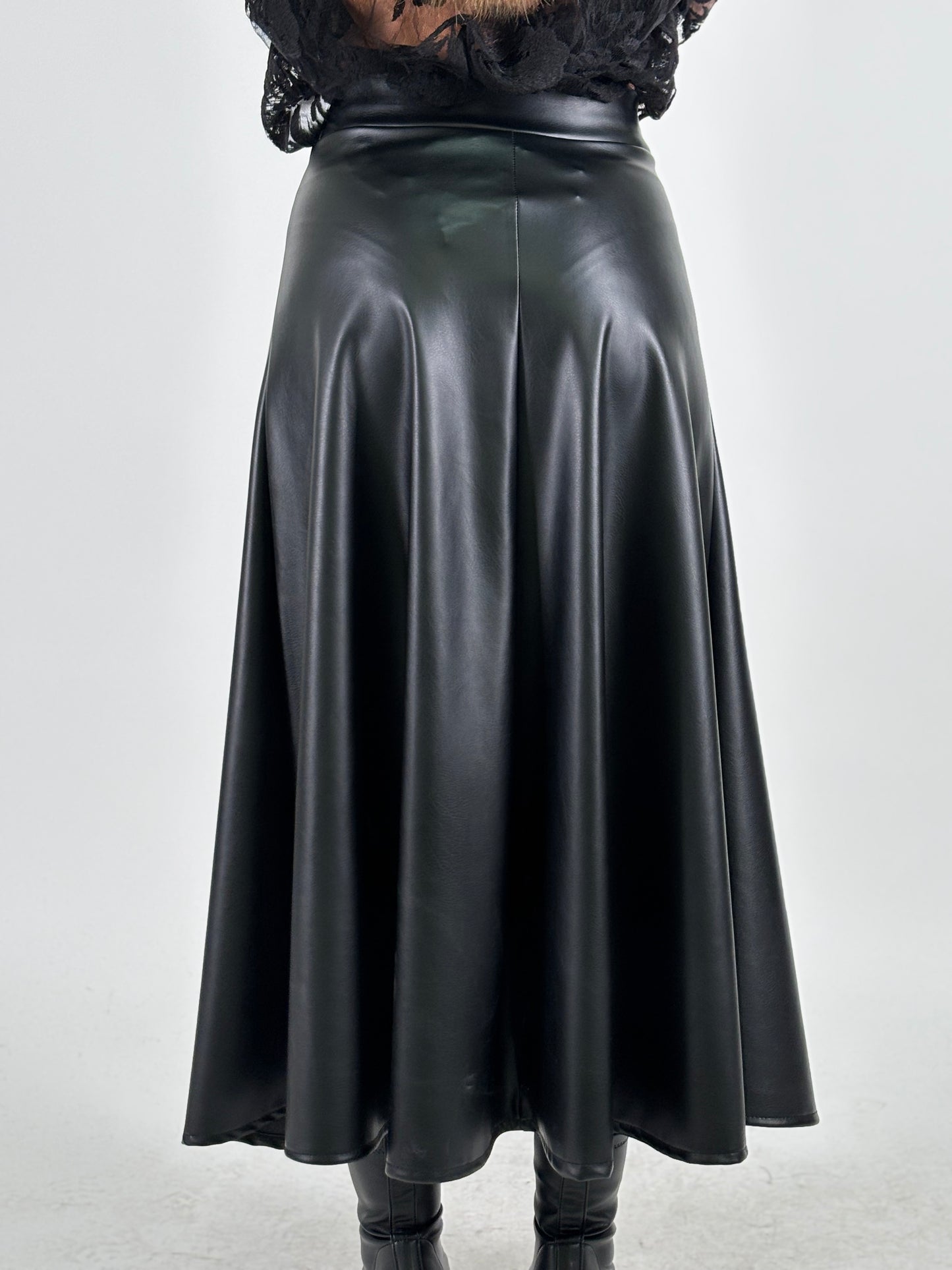 Haveone Gonna midi simil pelle NERO