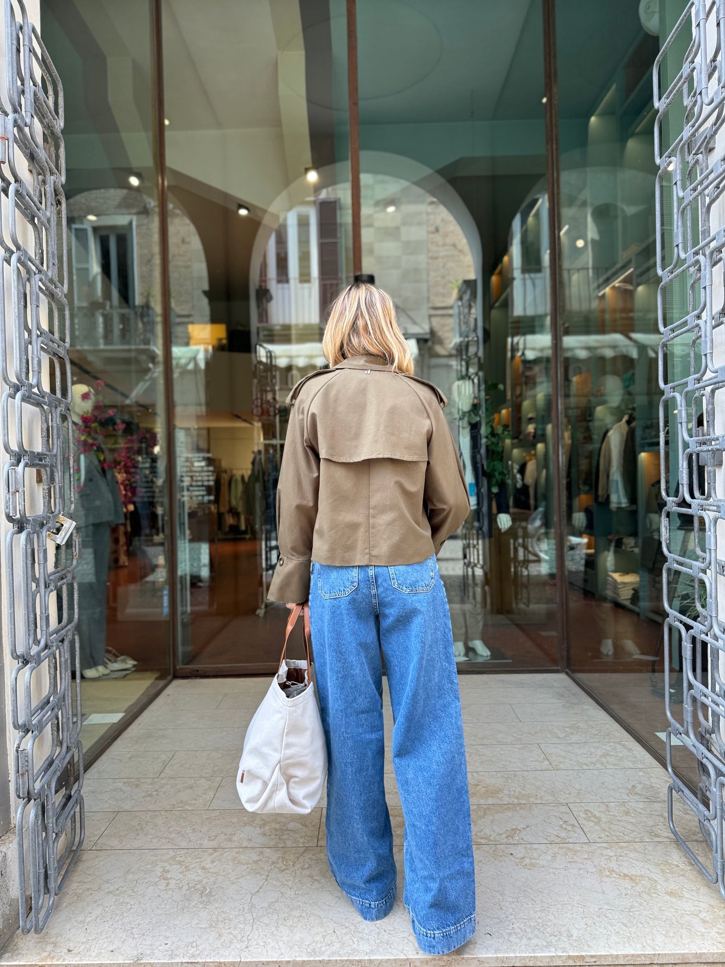 Cycle Jeans Olivia ampio vita alta con pences DENIM