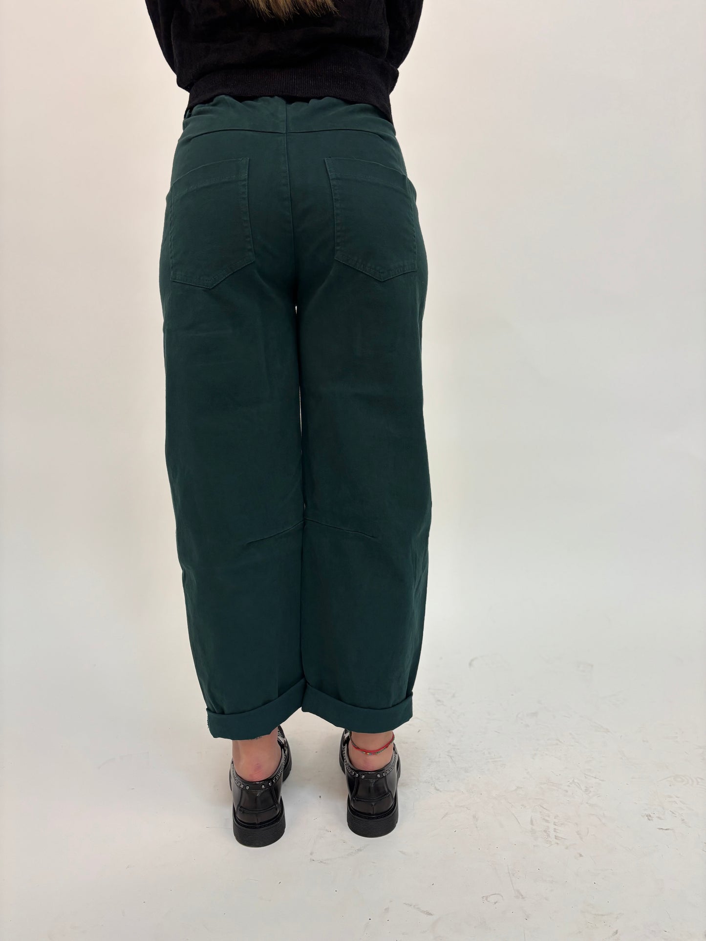 Tensione in Pantalone ovetto con cintura VERDE