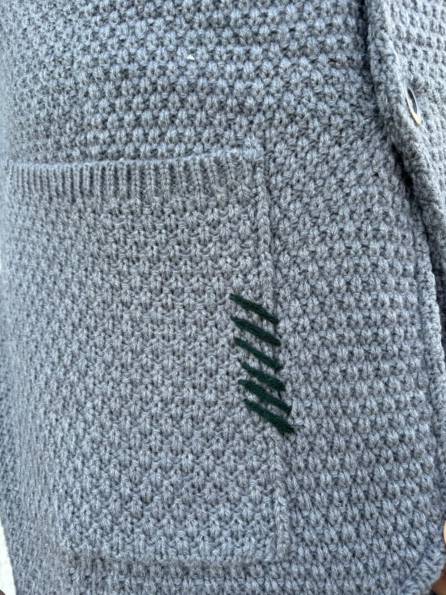 Markup cardigan-giaccamaglia con ricami chicco di riso GRIGIO