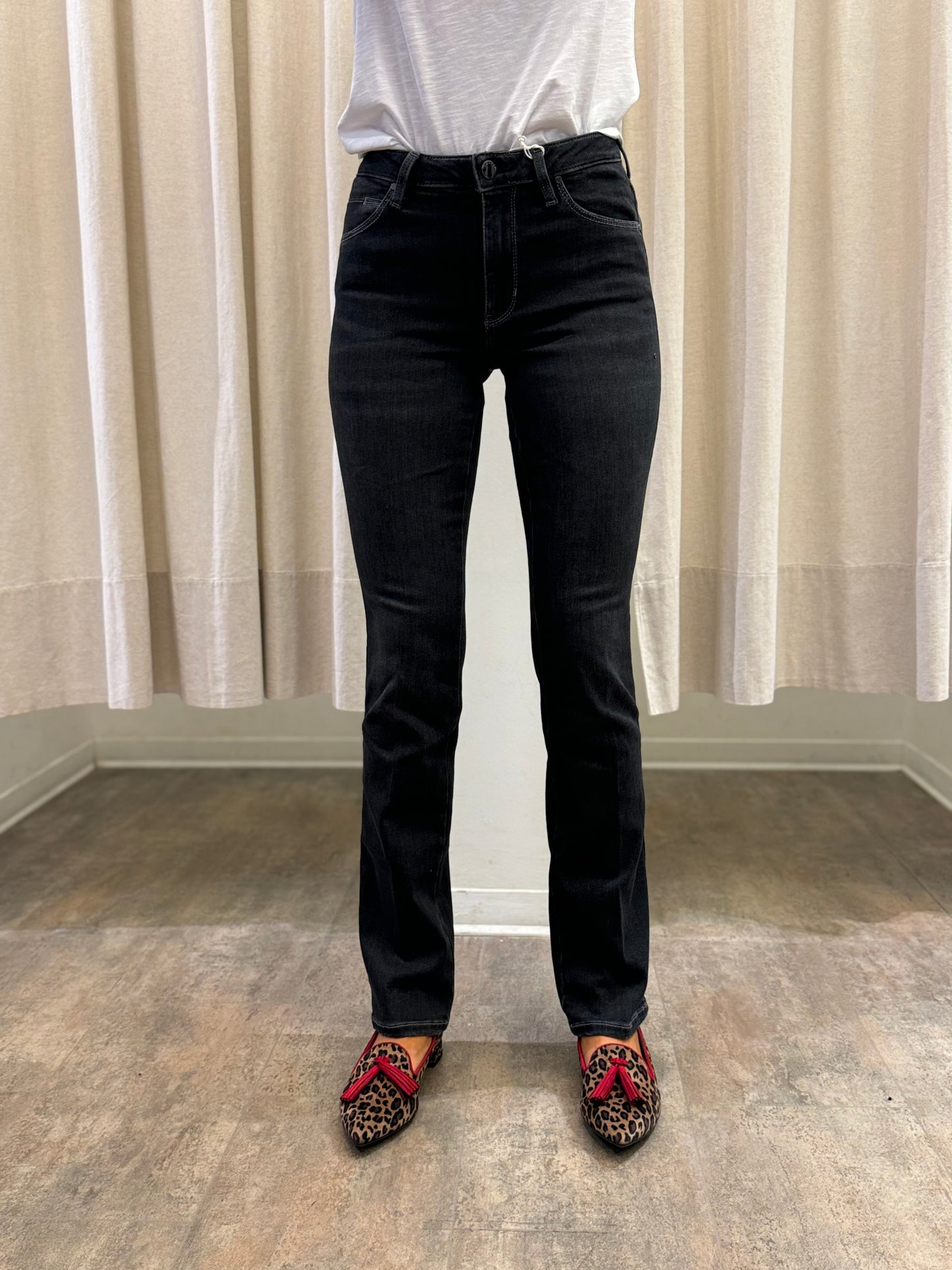 Guess Jeans dritto, super elasticizzato GRIGIO ANTRACITE