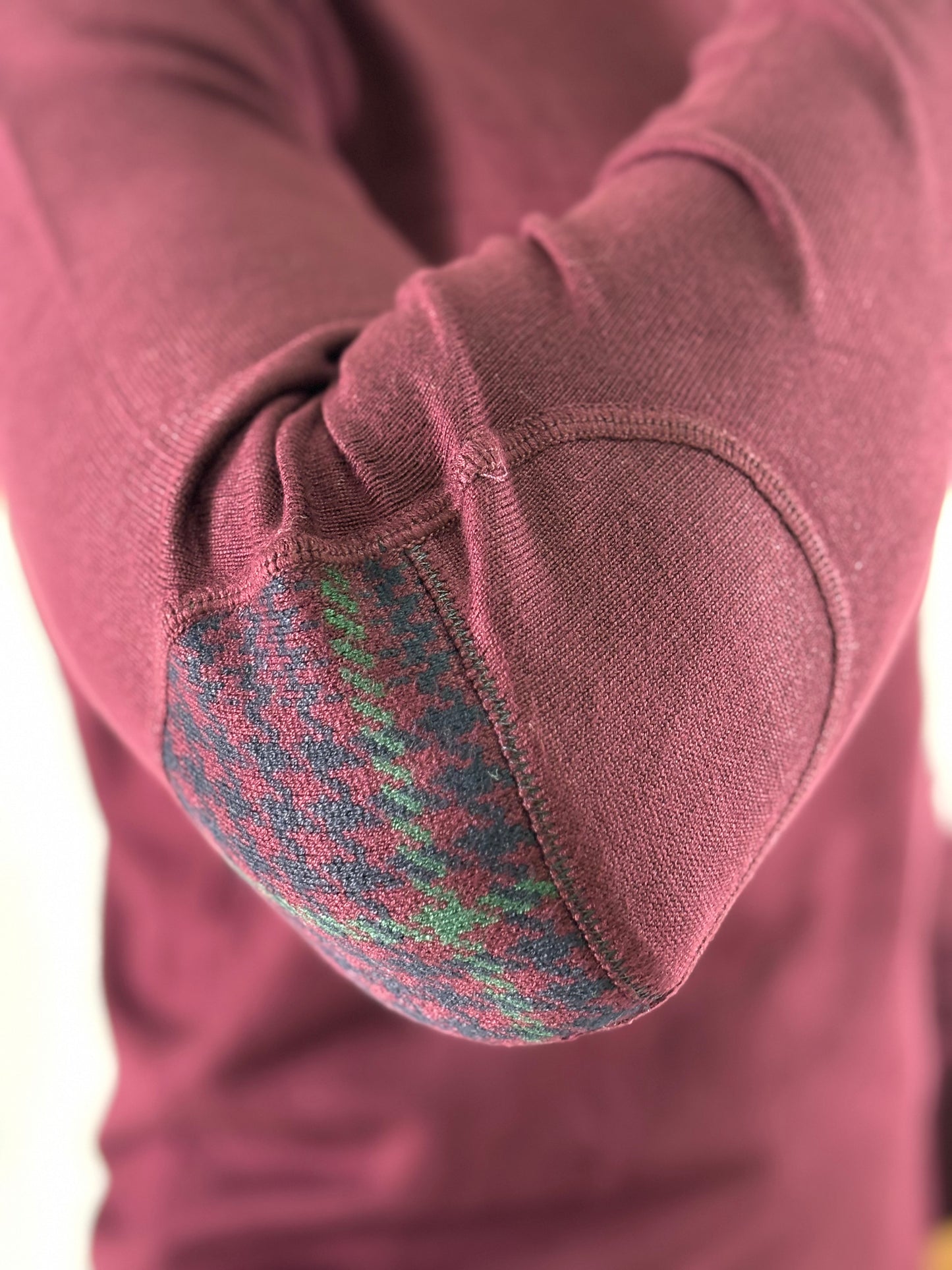 Markup Maglia in viscosa girocollo ml con toppa BORDEAUX