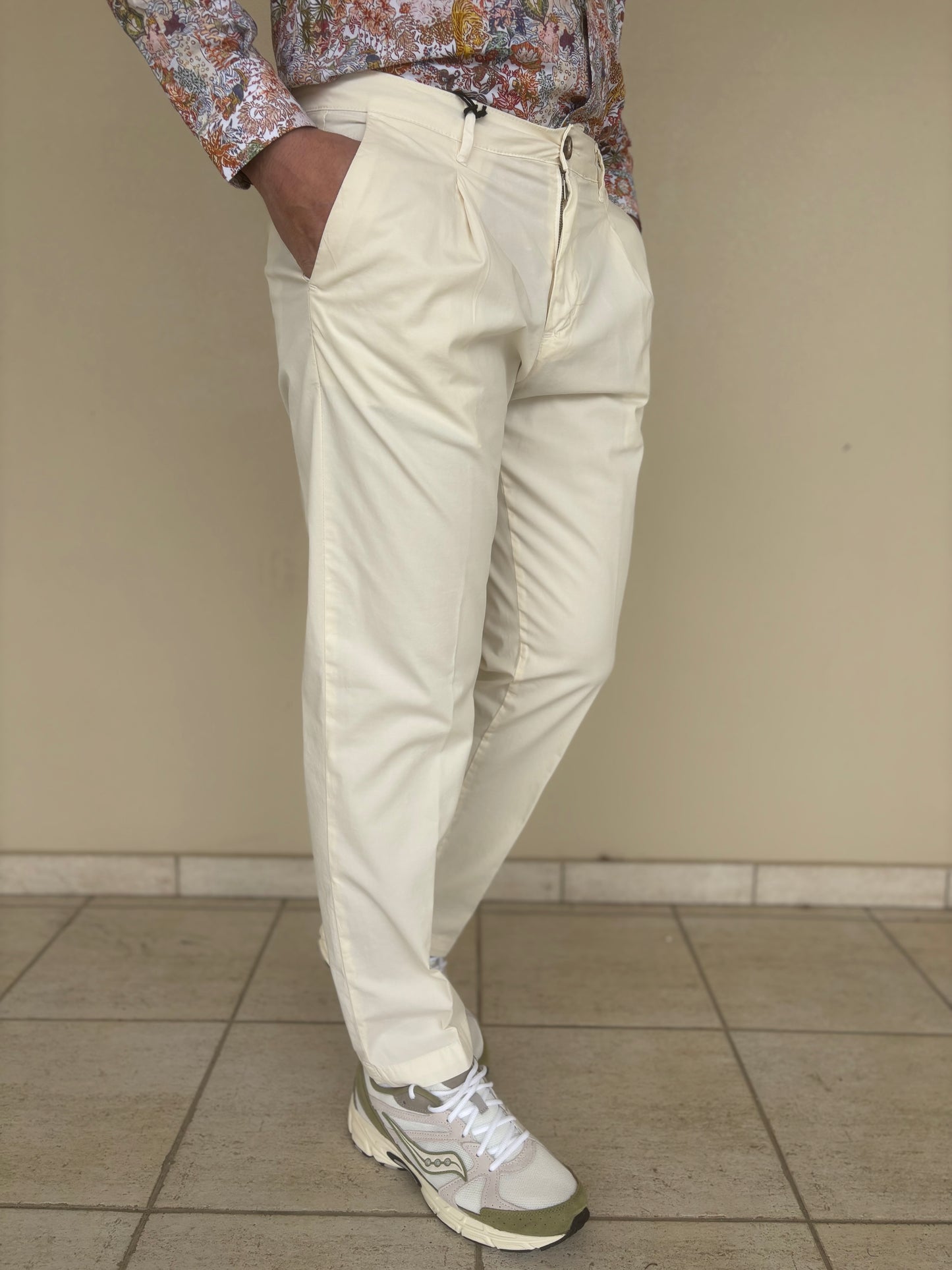 LE BRAGHE pant con pences slim PANNA