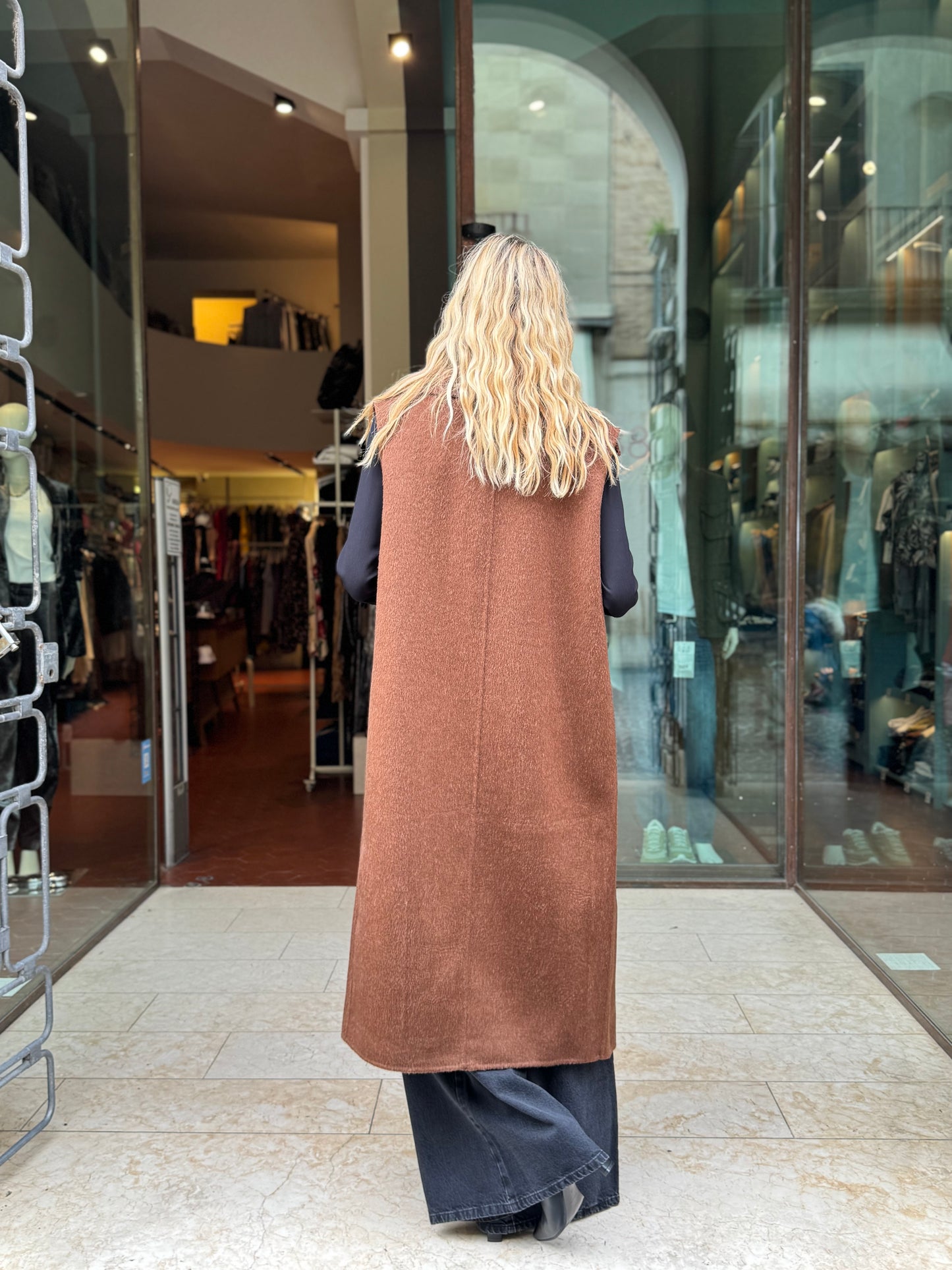 Patrizia Pepe Cappotto smanicato pelliccia sintetica MARRONE