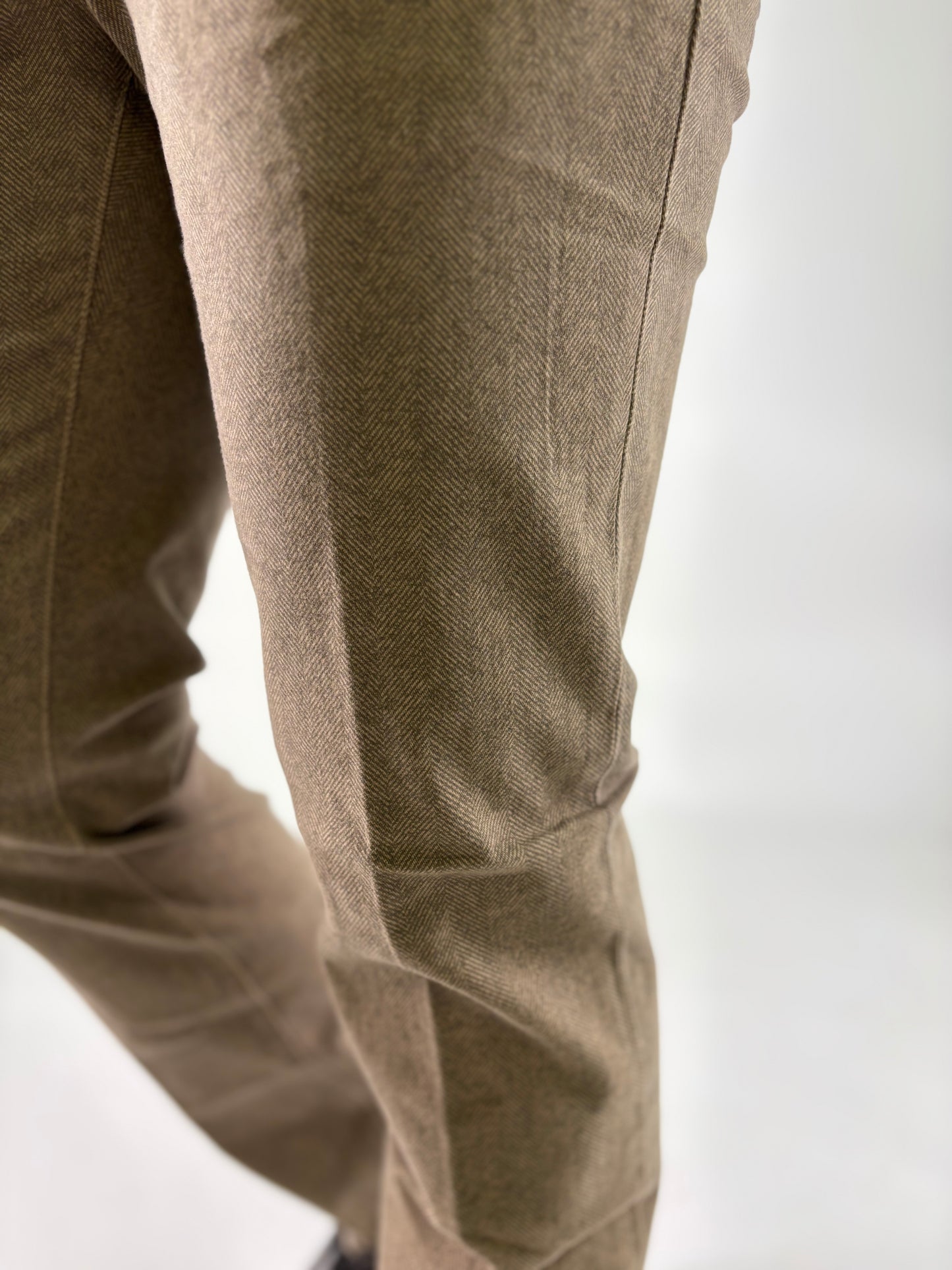 Teleria Zed Pantalone spinato slim TORTORA