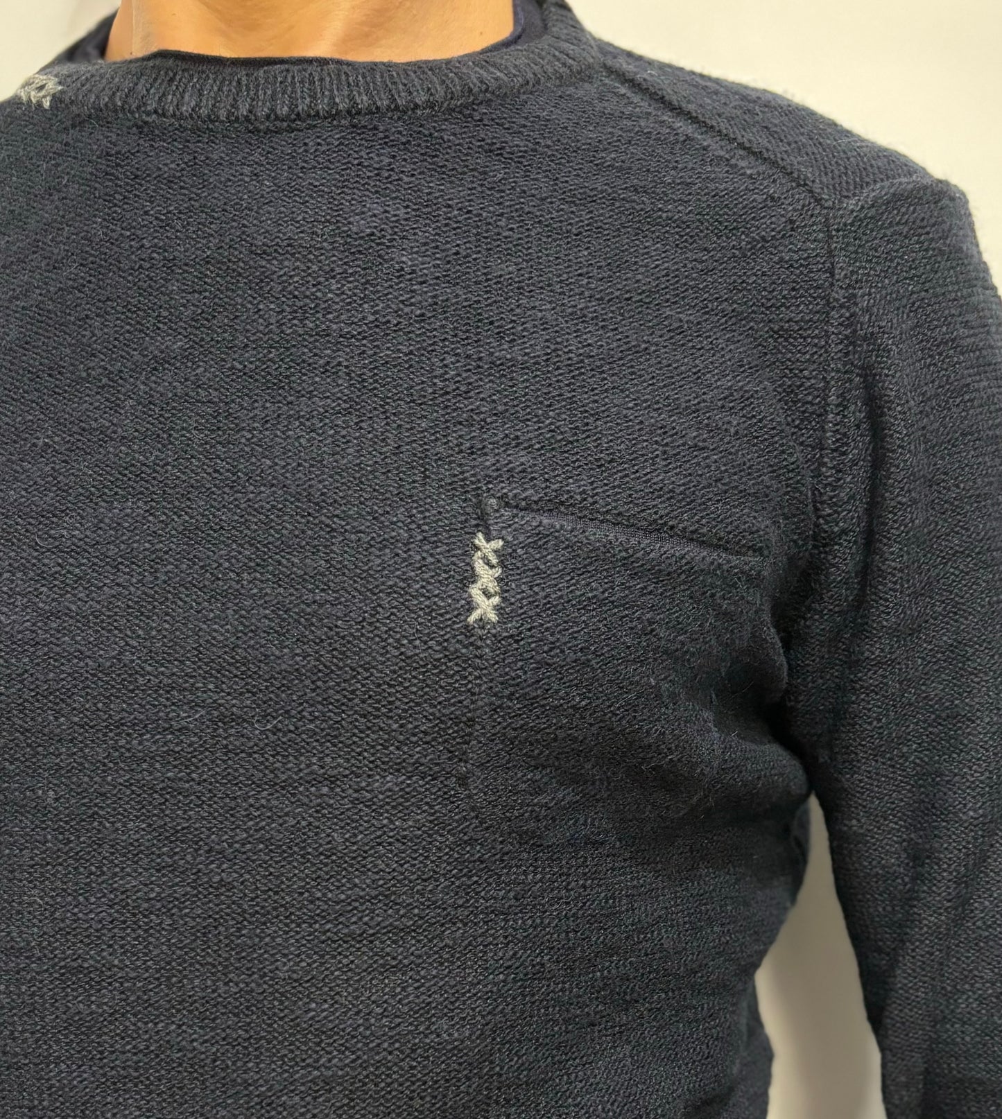 Loft88 maglia girocollo fiammato con taschino ricamato BLU NOTTE