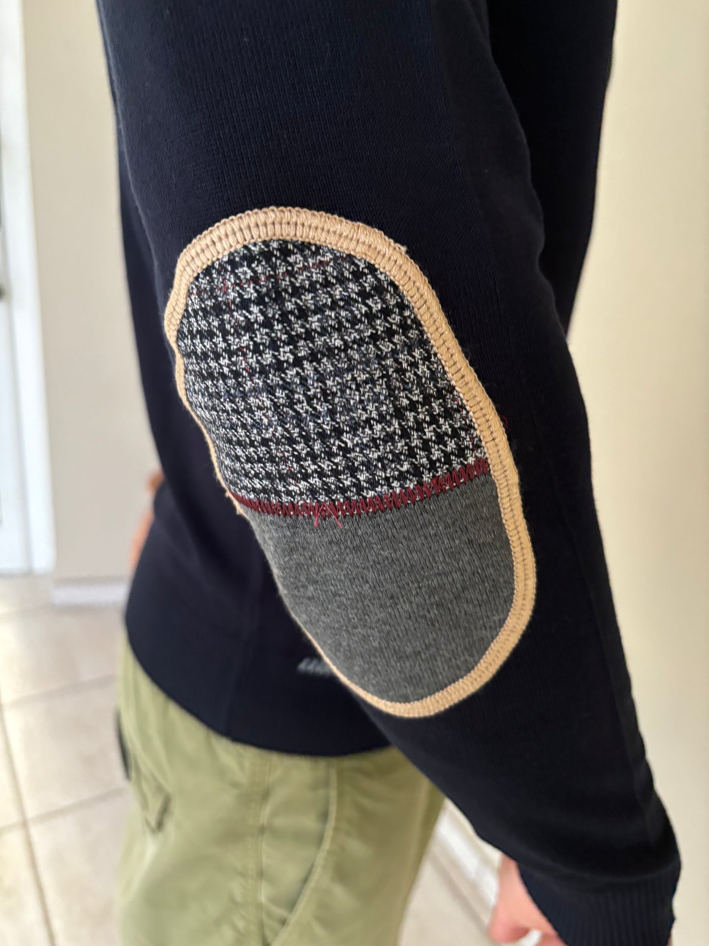 Markup Maglia girocollo con toppa pied de poule e tinta unita BLU