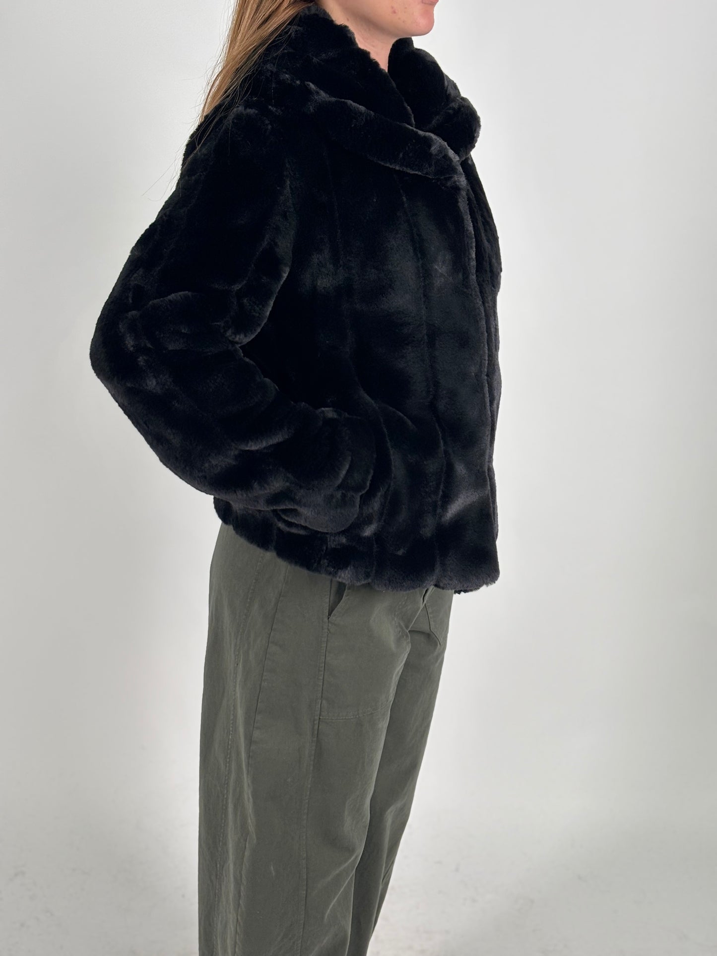 Guess Pelliccia corta sintetica NERO