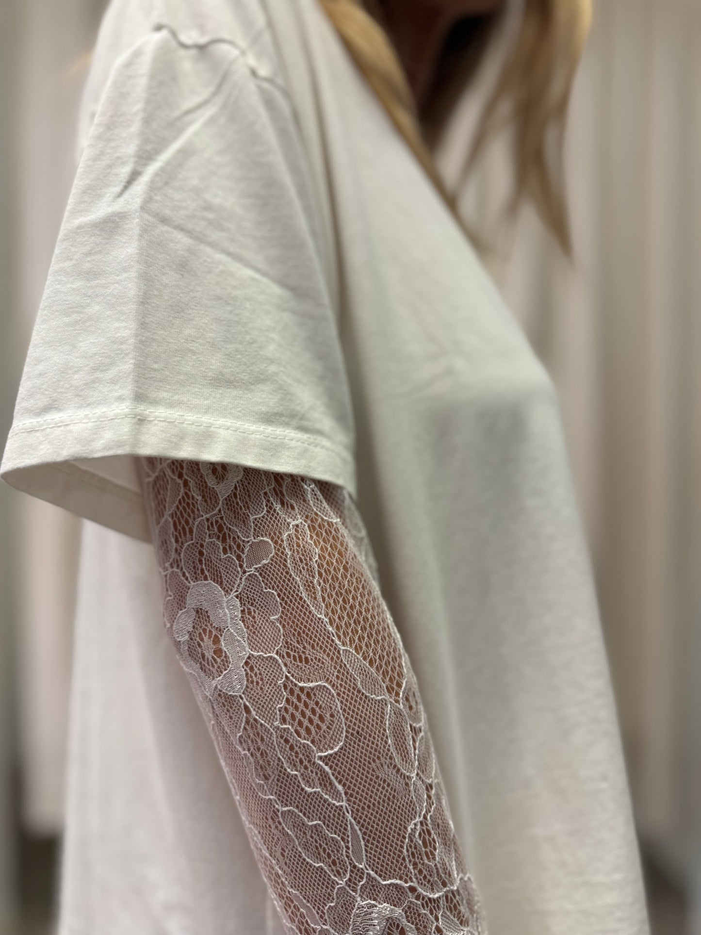 Susy Mix T-shirt con maniche in pizzo BIANCO