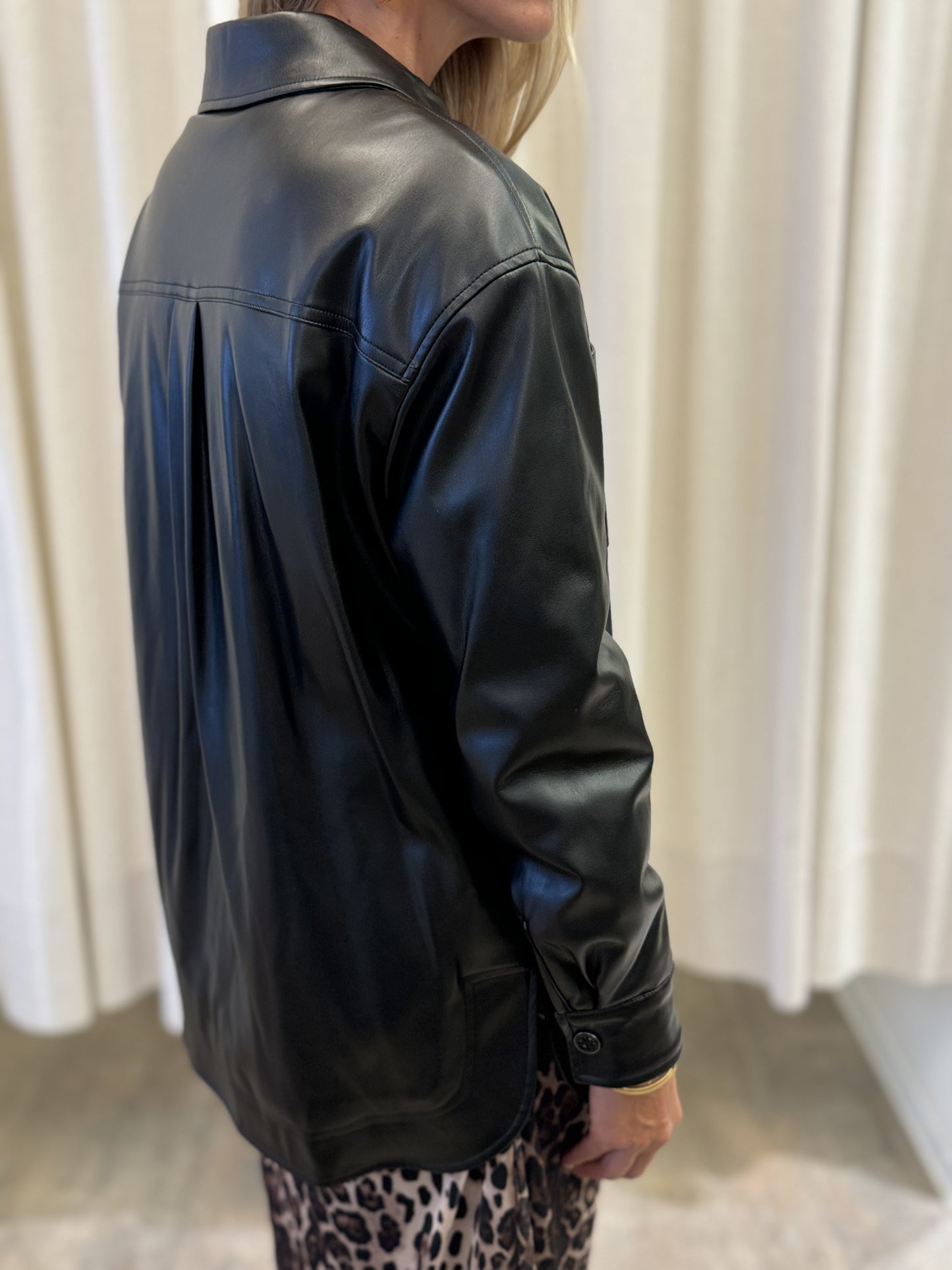 Guess Overshirt ecopelle NERO