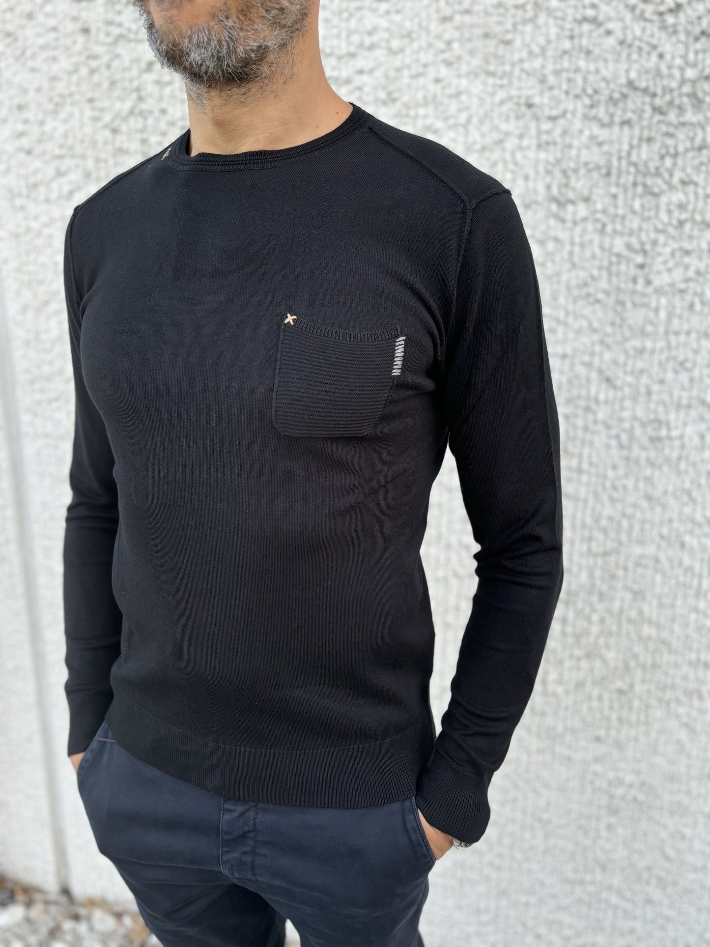 Loft88 Maglia in viscosa girocollo con taschino NERO