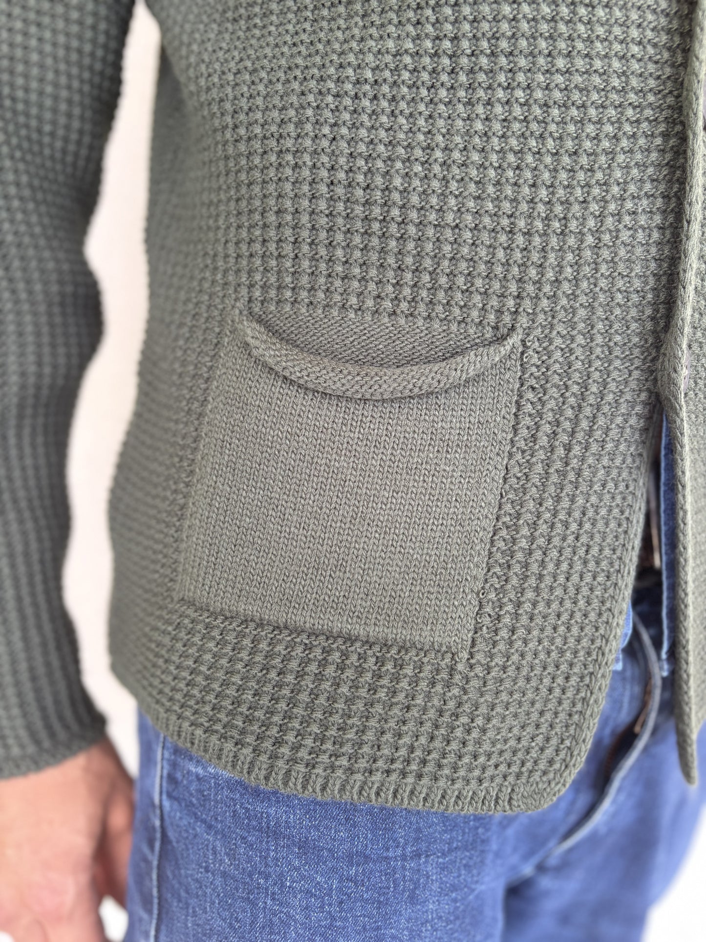 Trepuntonove Giaccamaglia monopetto con rever VERDE MILITARE