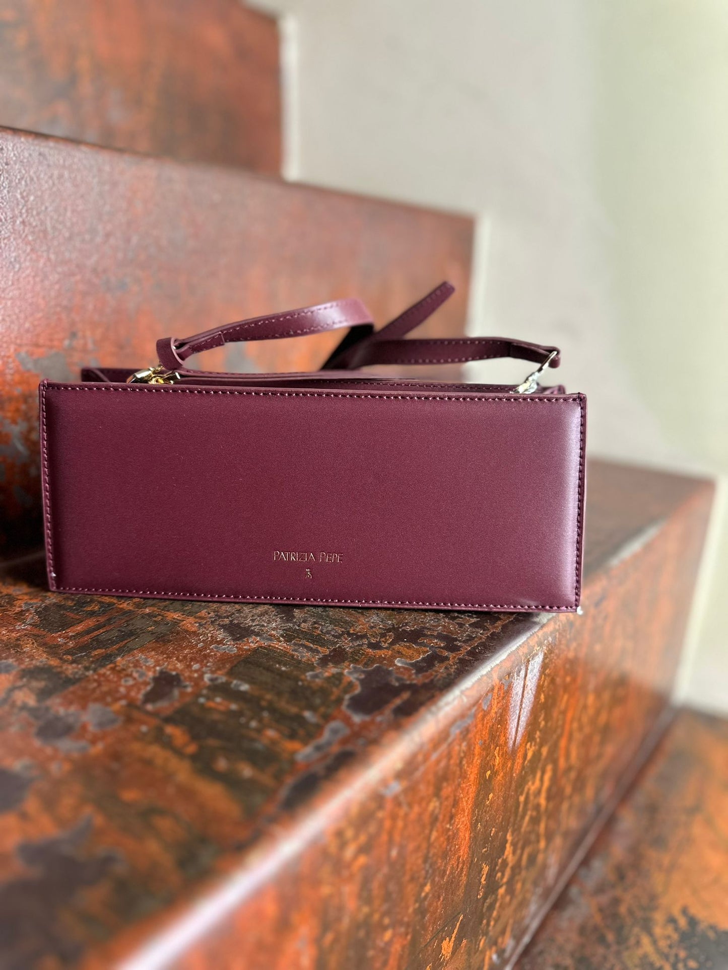 Patrizia Pepe Borsa a tracolla in pelle PRUGNA chiusura zip