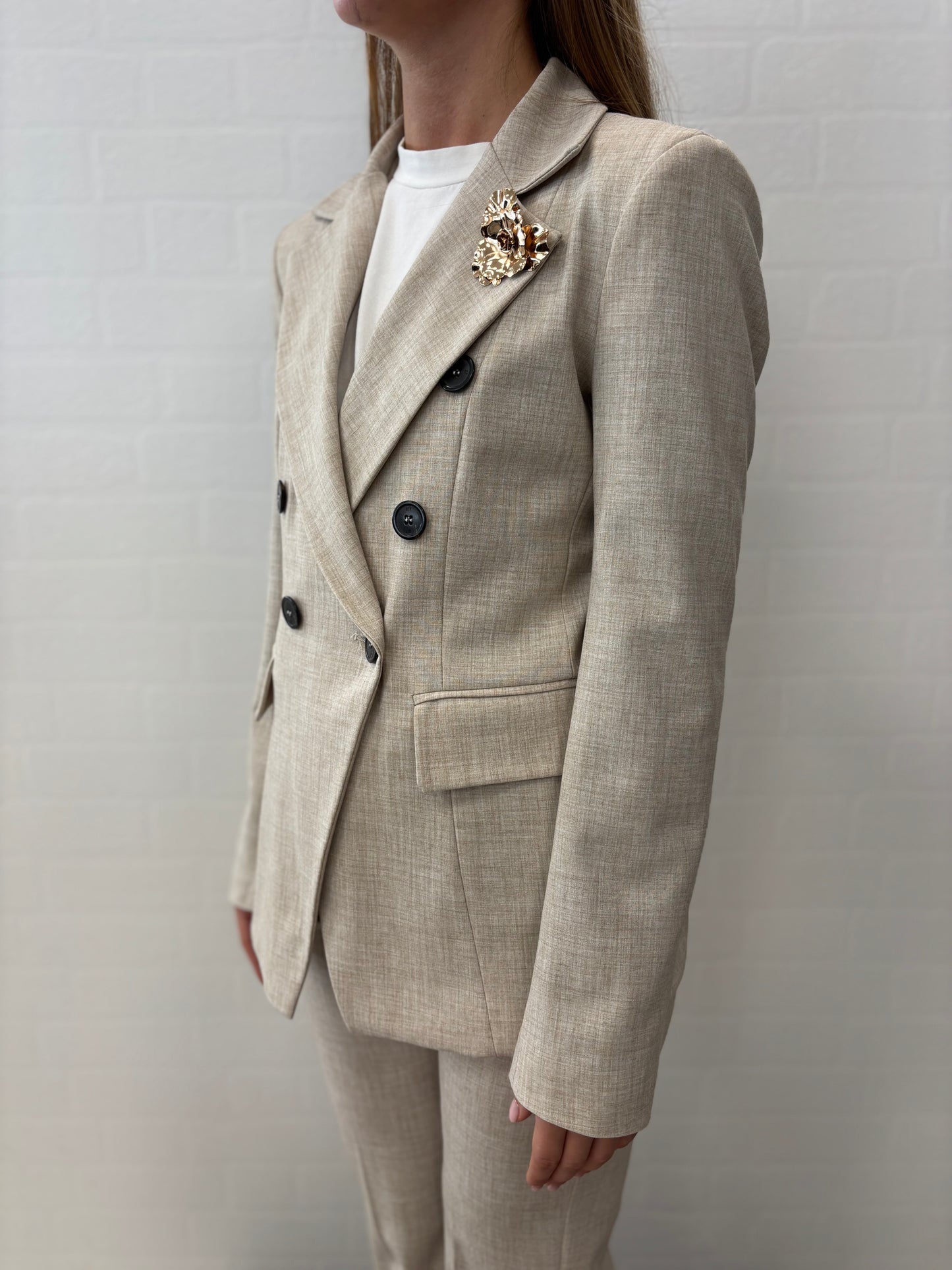 Maryley Giacca doppiopetto con spilla oro BEIGE