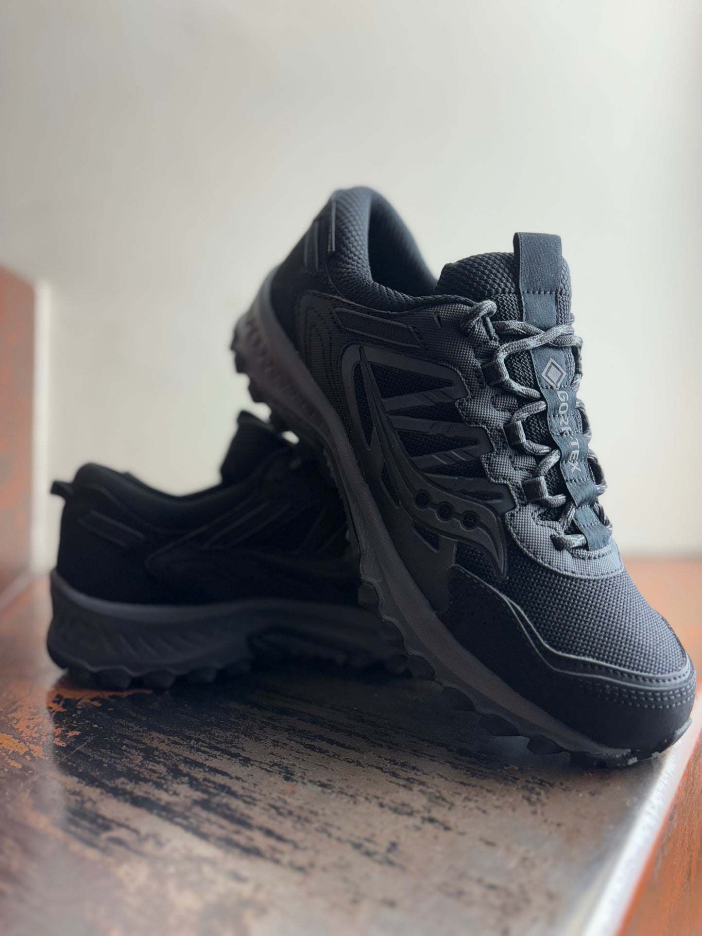 Saucony Grid Peak Goretex 100% impermeabile