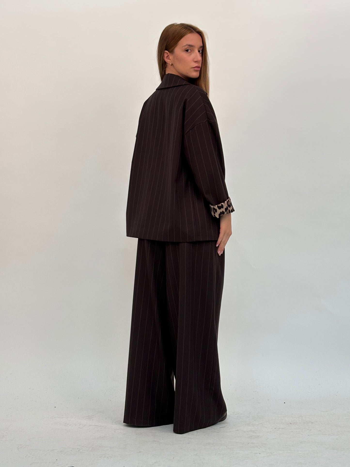 Susy Mix Pantalone palazzo doppia pence gessato MARRONE