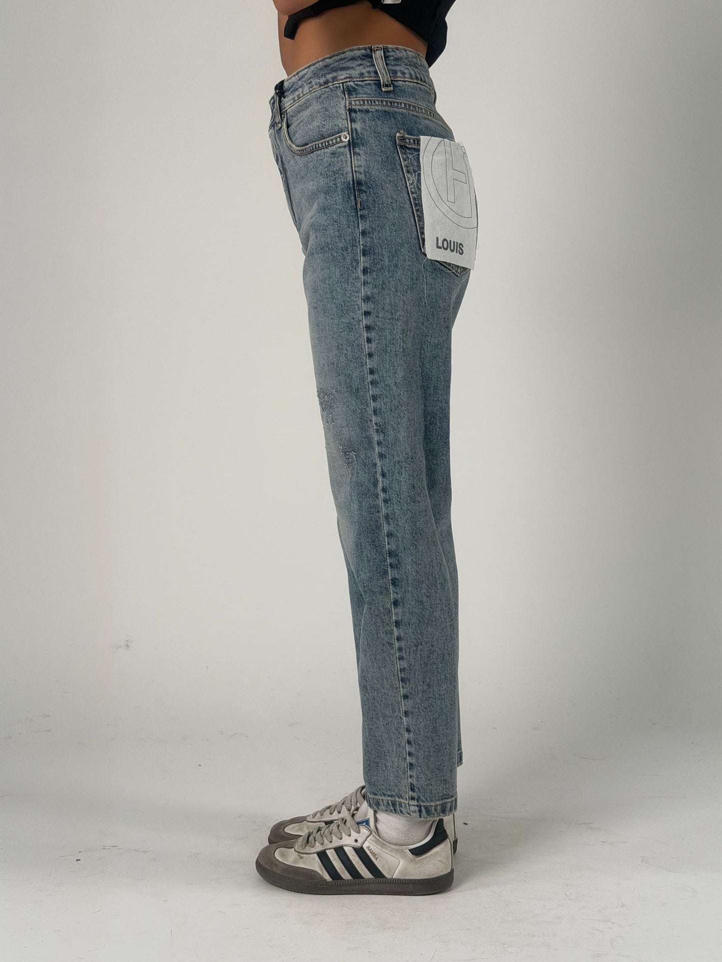 Jeans con abrasioni leggere