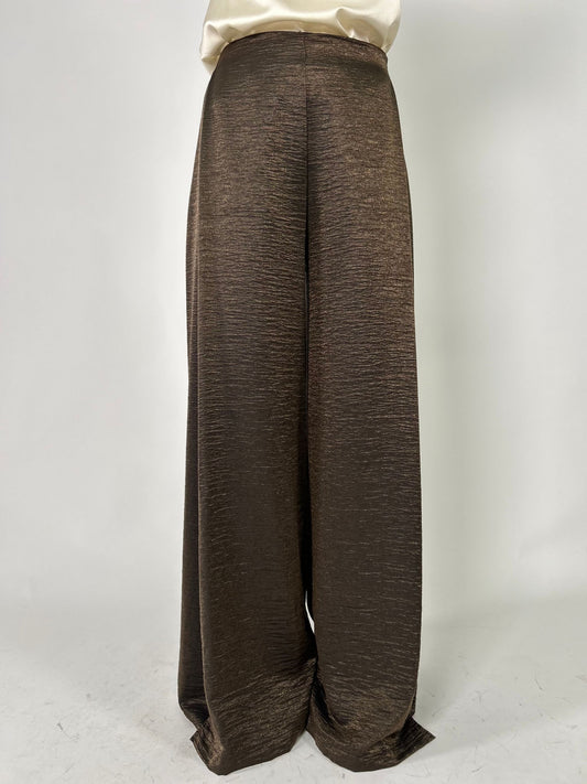Pantalone a palazzo con spacco e allacciatura zip laterale