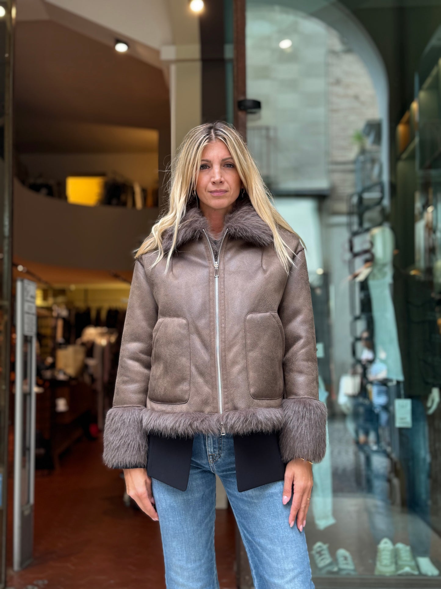 Betta Corradi Ecomontone reversibile in ecopelliccia MARRONE