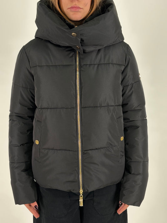 Relish Piumino corto con cappuccio NERO