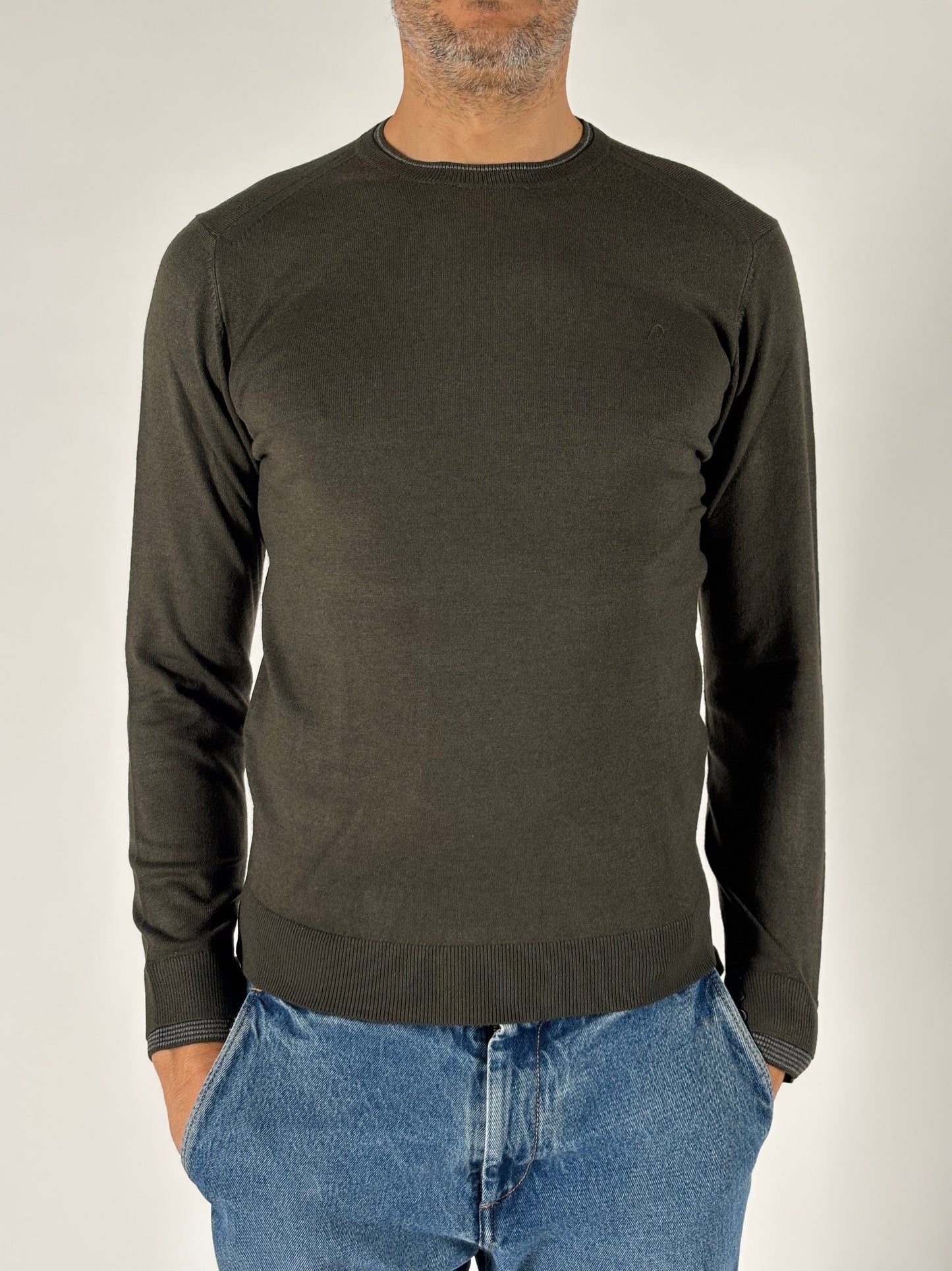 Loft88 Maglia girocollo ml con bottoni nel polsino MILITARE