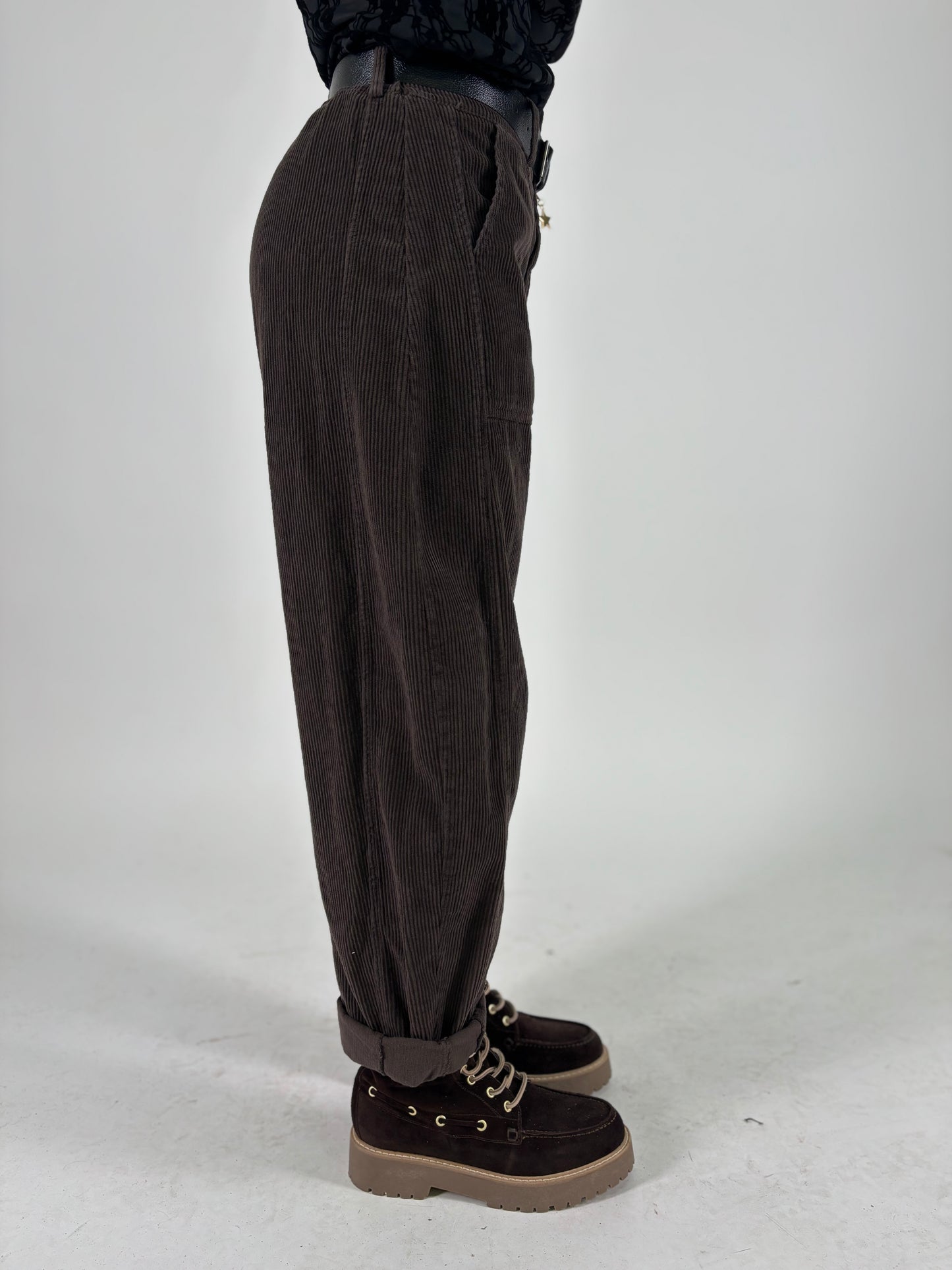 SusyMix pantalone ovetto velluto a coste MARRONE