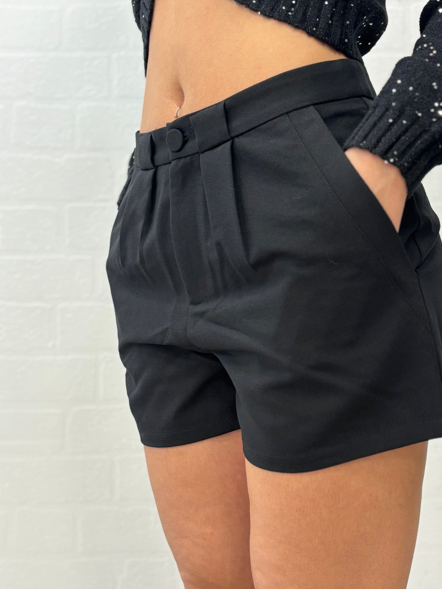 Molly Bracken Short NERO