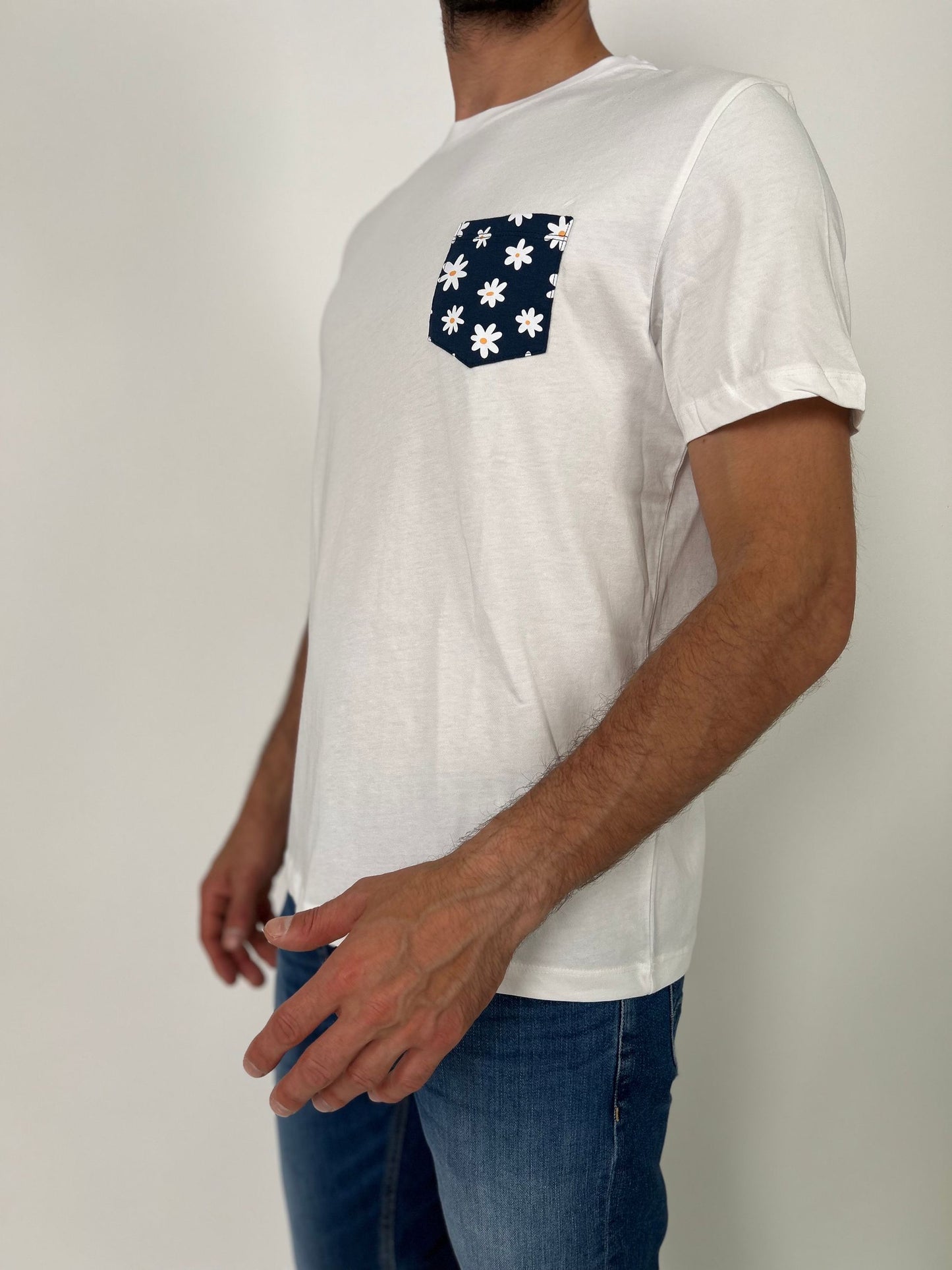 T-shirt mm con taschino fantasia