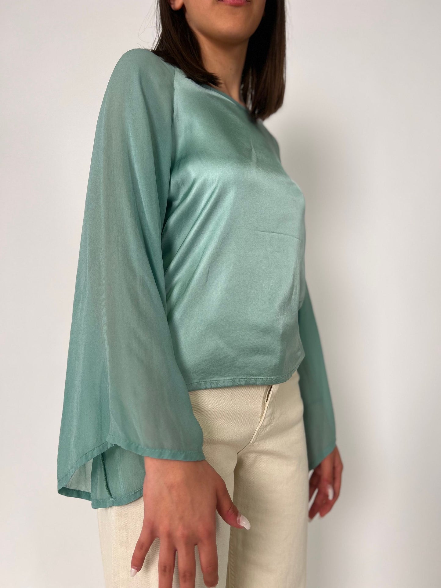 Blusa in Viscosa effetto raso con ml ampia