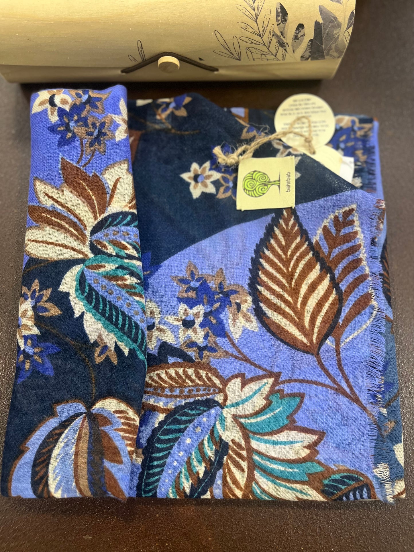 Bahobab Sciarpa 100% lana fantasia floreale BLU/MORO/BEIGE