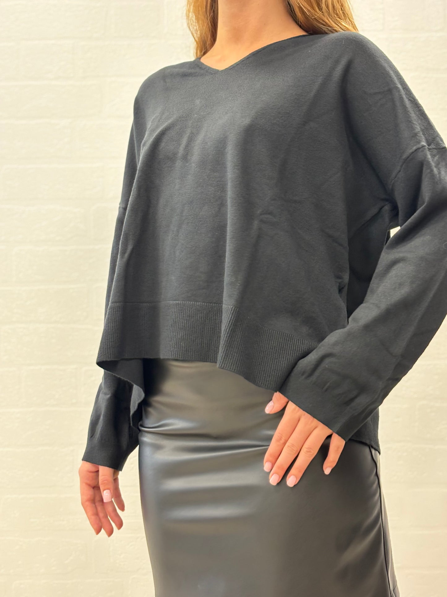 Griffai Maglia ml con collo V NERO