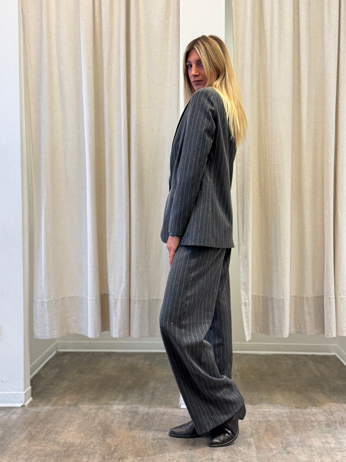 Relish Pantalone palazzo gessato con punti luce GRIGIO