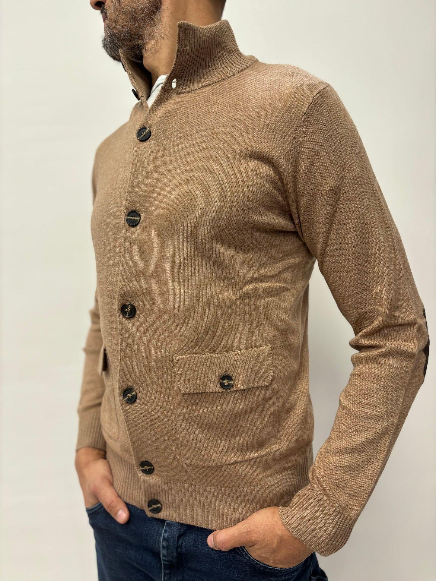 Loft88 giacca-maglia bottoni misto cashmere con toppe CAMMELLO