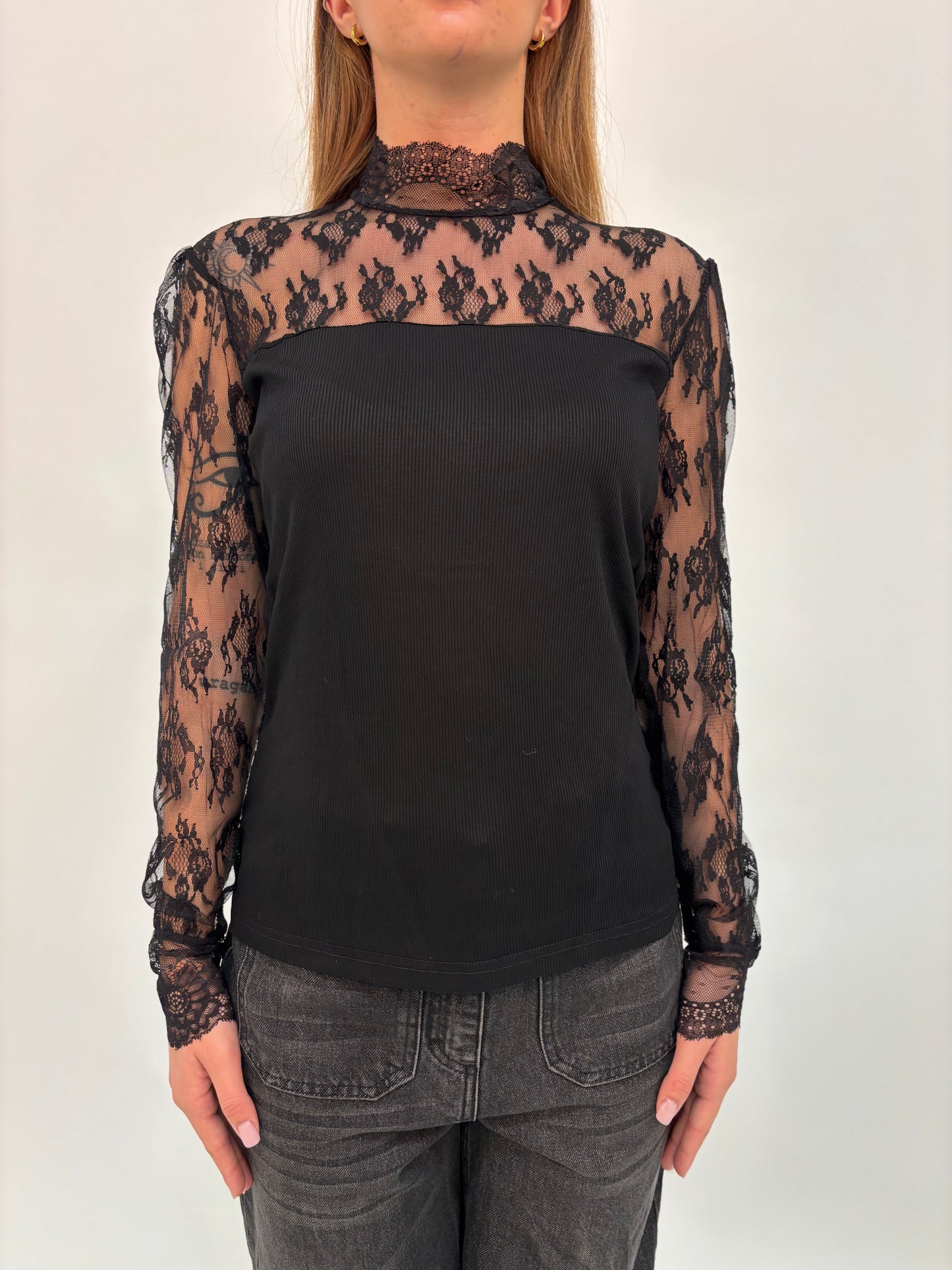 Molly Bracken Maglia a costine con ml in pizzo NERO