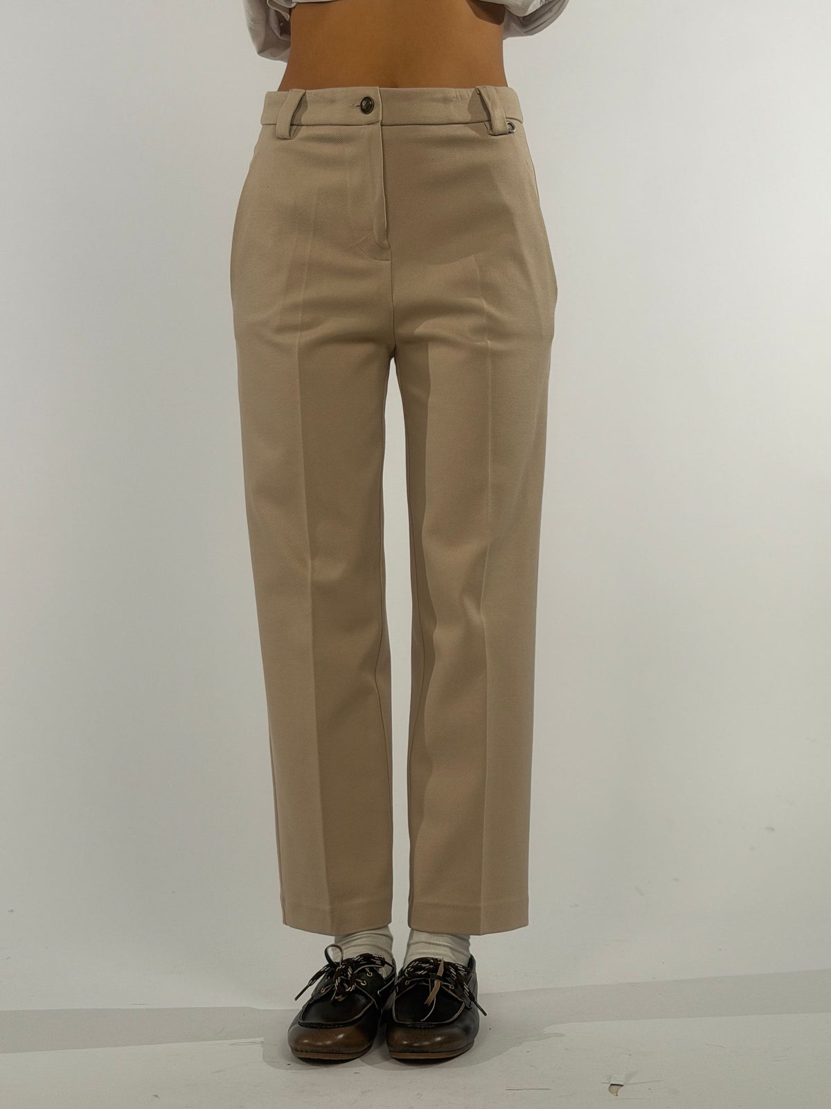 Pantalone sigaretta