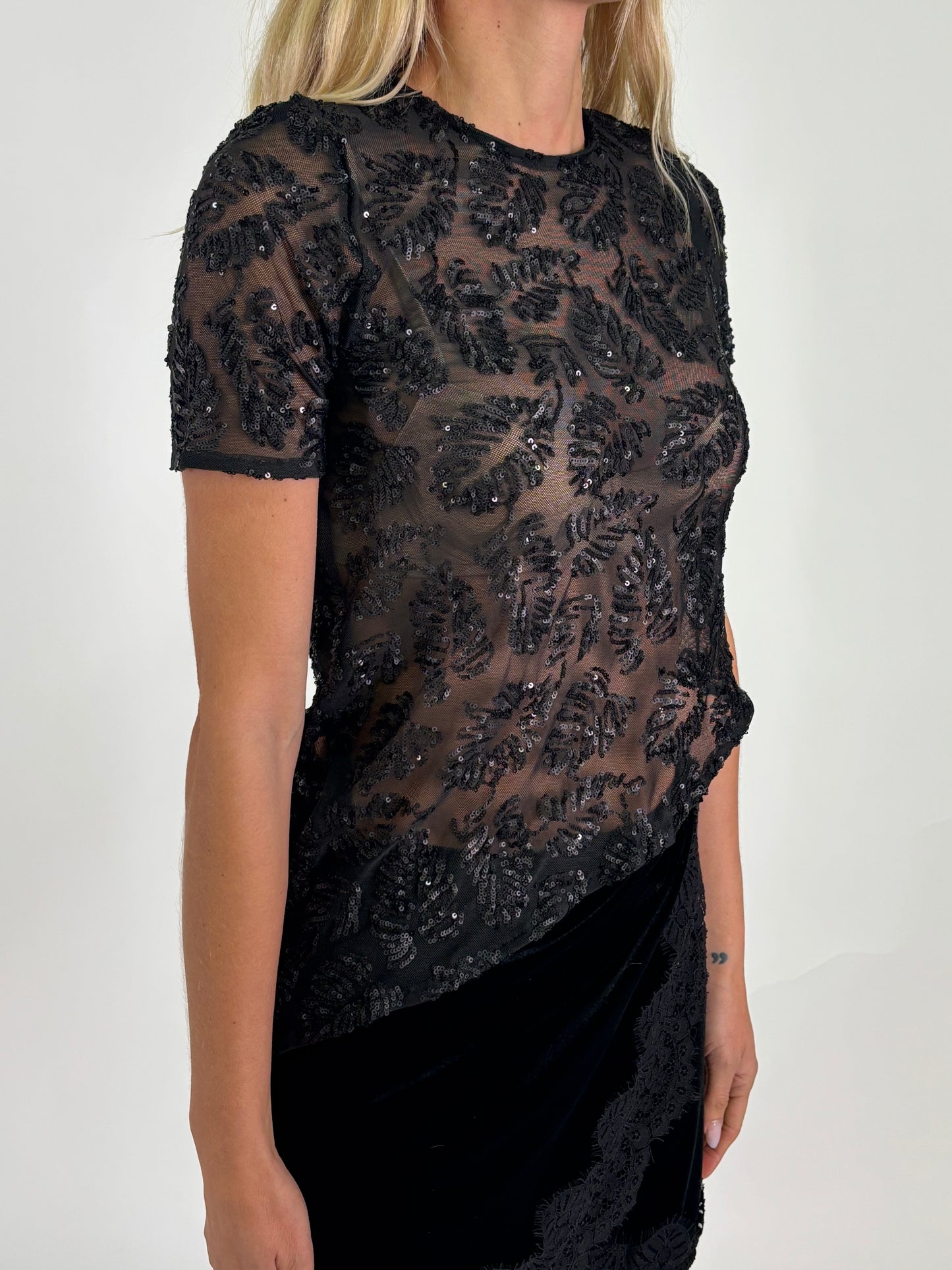 Tensione In t-shirt mm in pizzo NERO