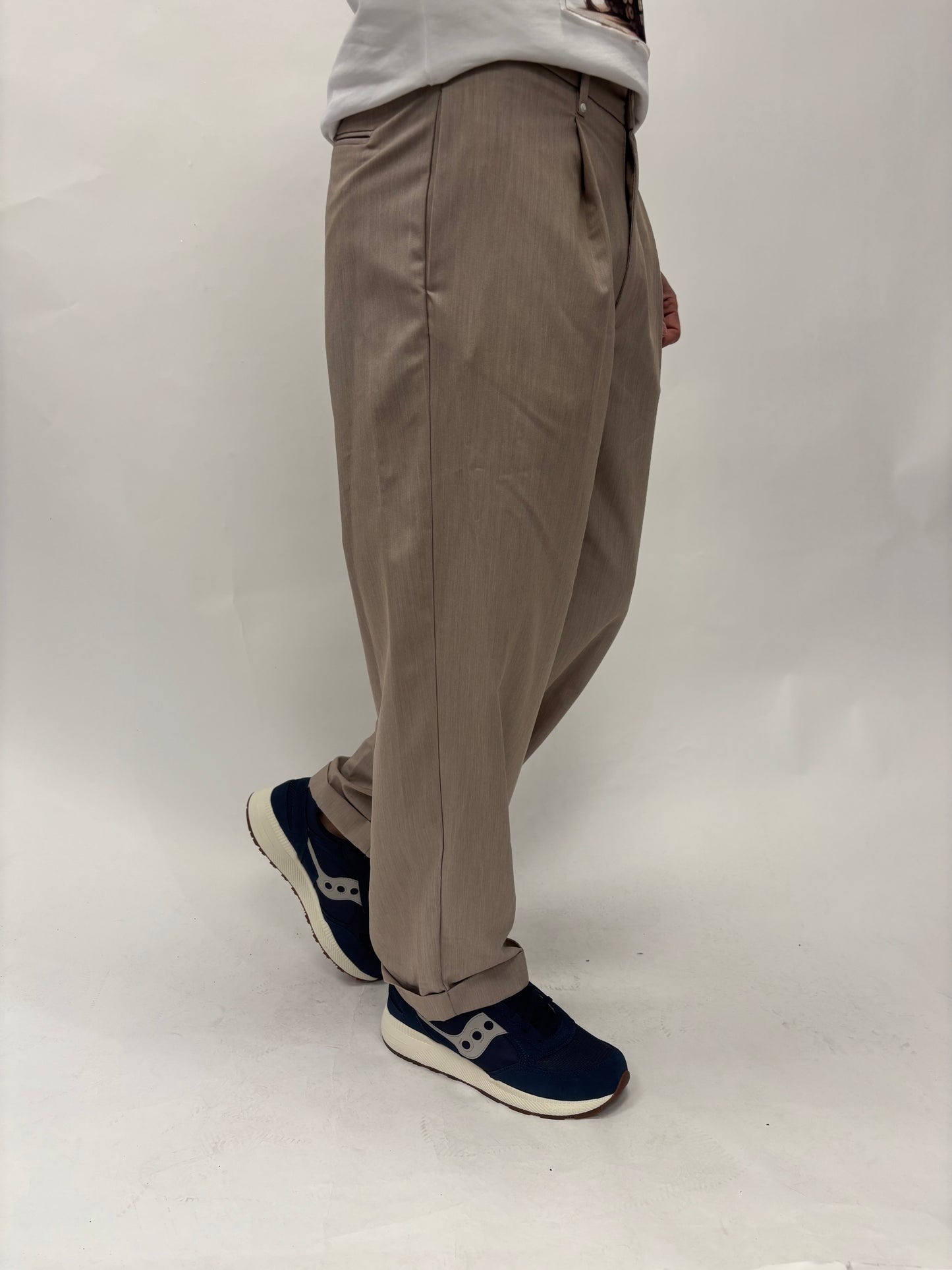 BL11 Pantalone con pences BEIGE