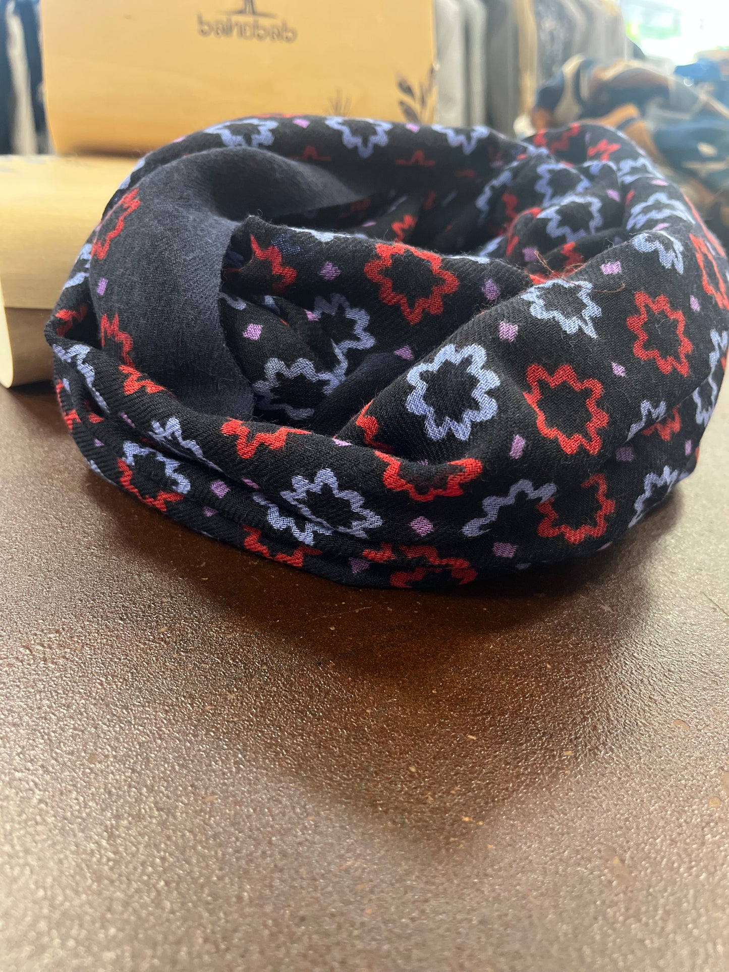 Bahobab Sciarpa 100% lana fantasia BLU/ROSSO/CELESTE/LILLA