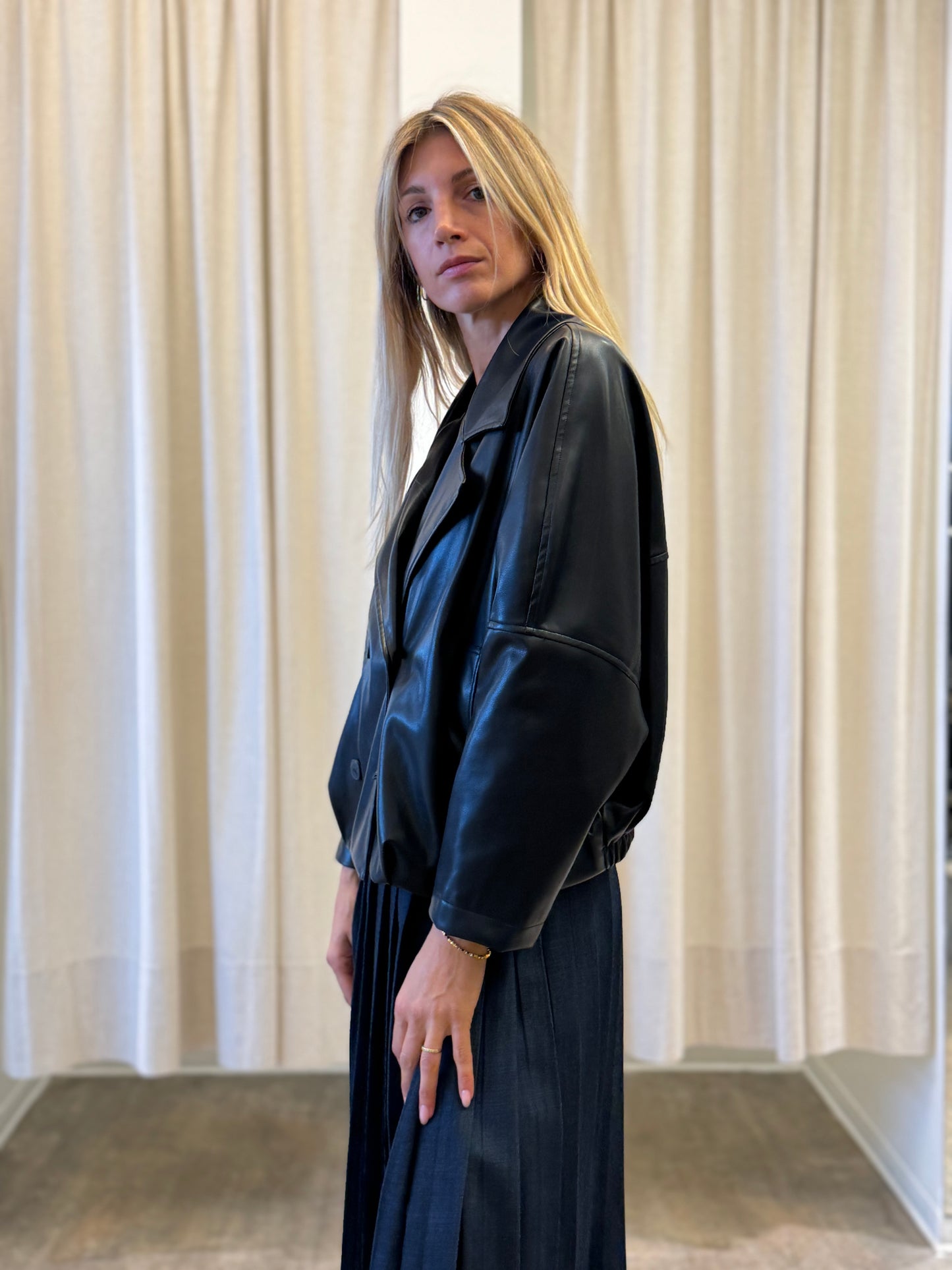 Haveone Giubbino ecopelle cropped NERO