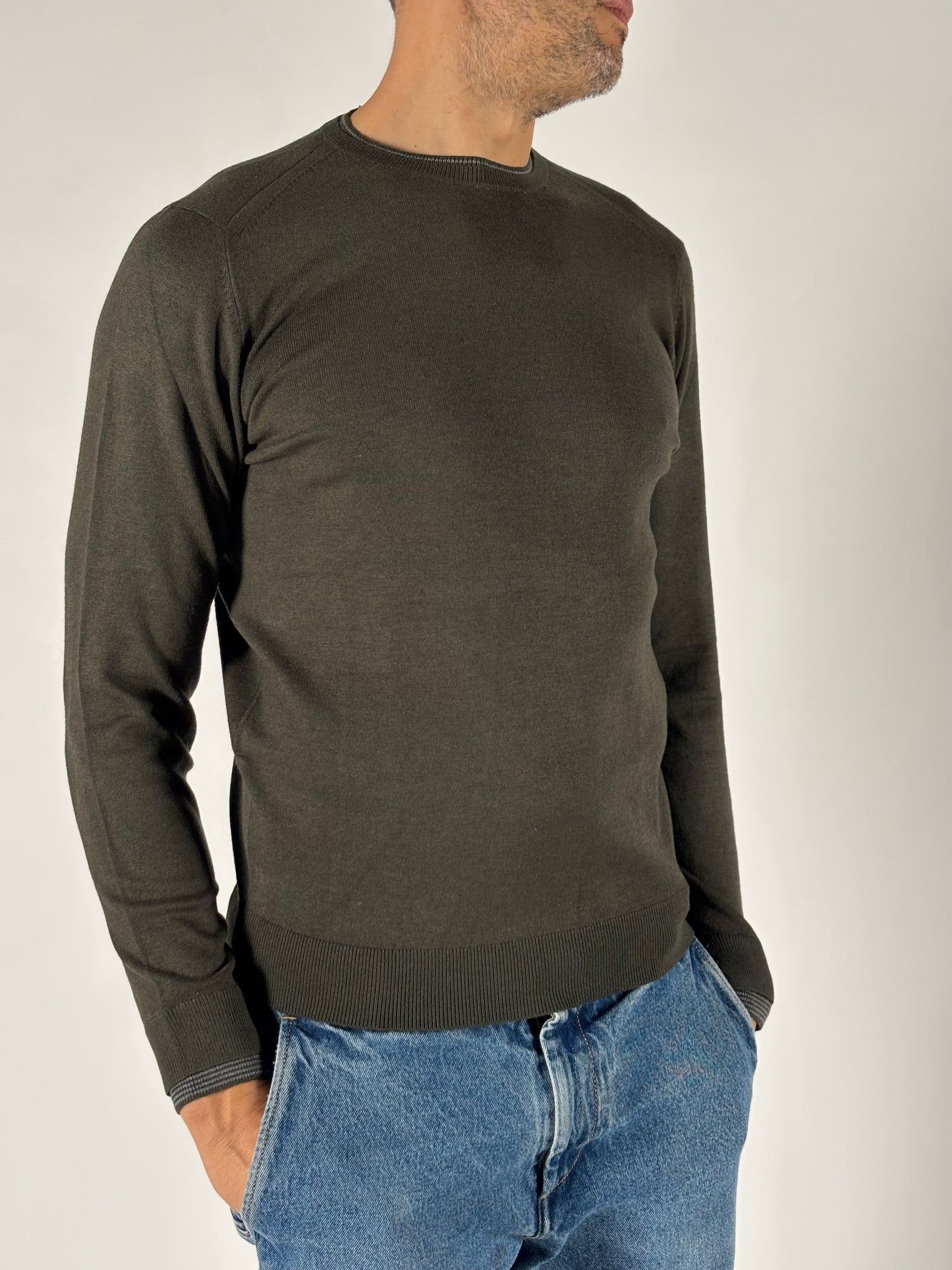 Loft88 Maglia girocollo ml con bottoni nel polsino MILITARE