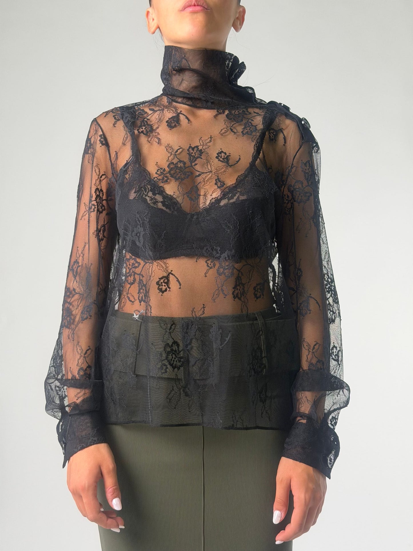 Maglia ml collo alto in pizzo trasparente