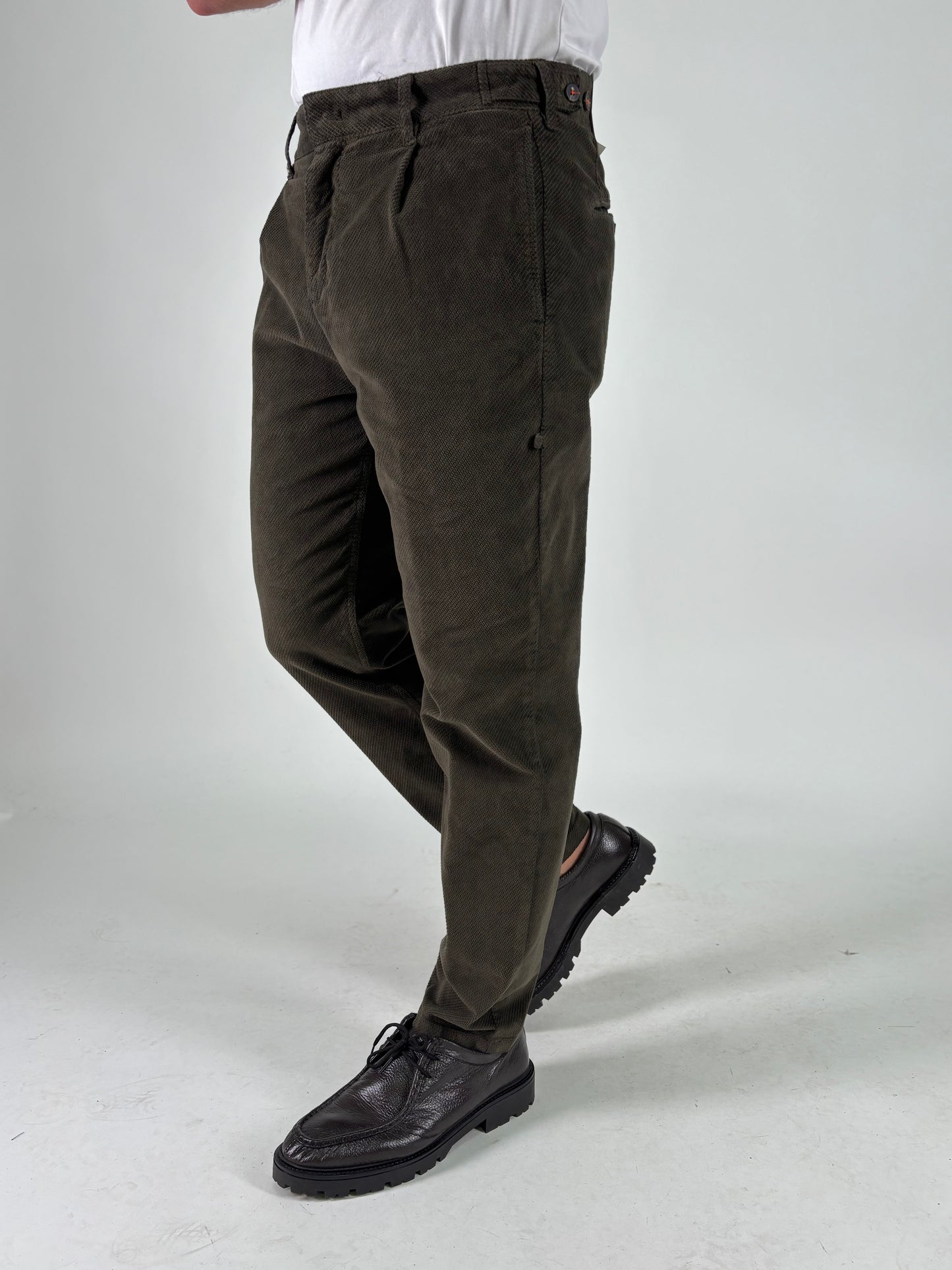 Berna Pantalone in velluto diagonalino MILITARE