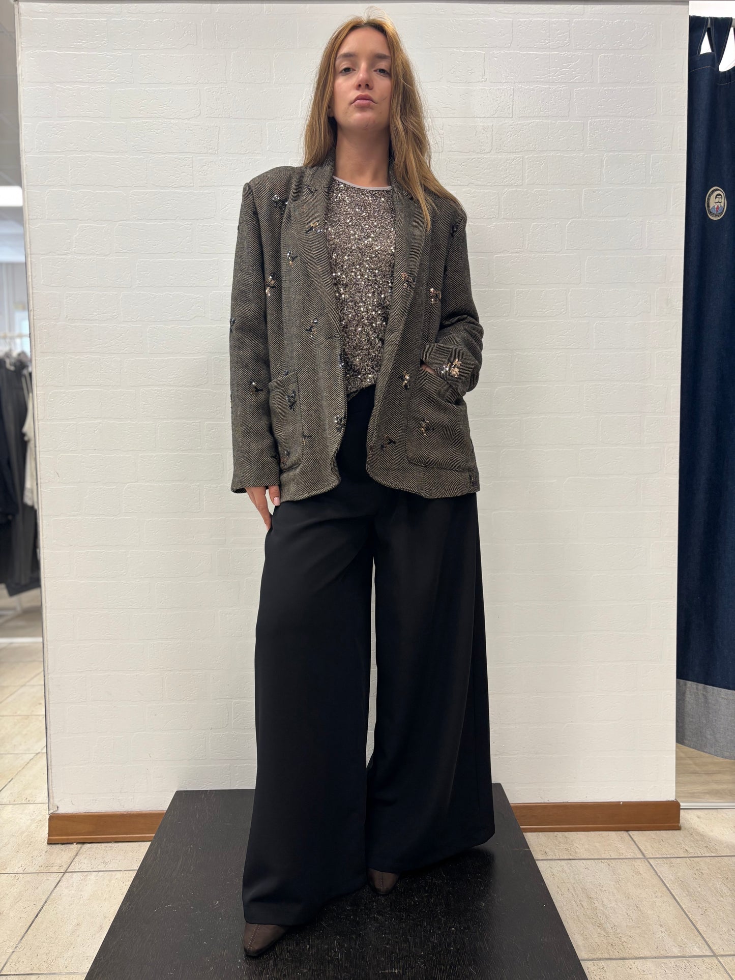 Susy Mix Pantalone palazzo con doppia pince NERO