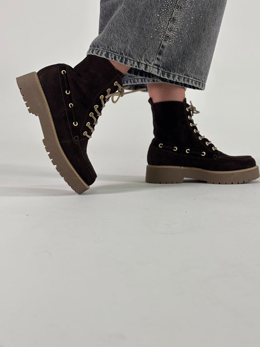 Ovyè Scarponcino scamosciato fondo carrarmato MARRONE