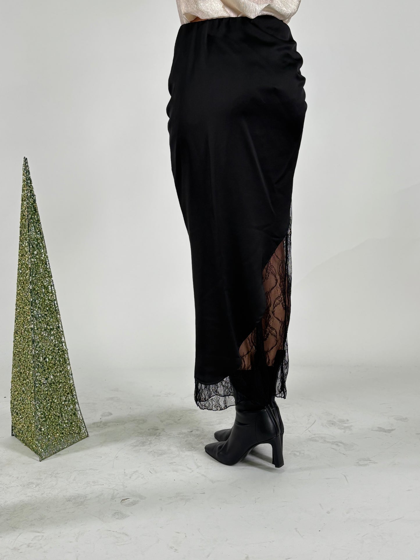 Haveone Gonna lunga in pizzo+sottogonna asimmetrico NERO