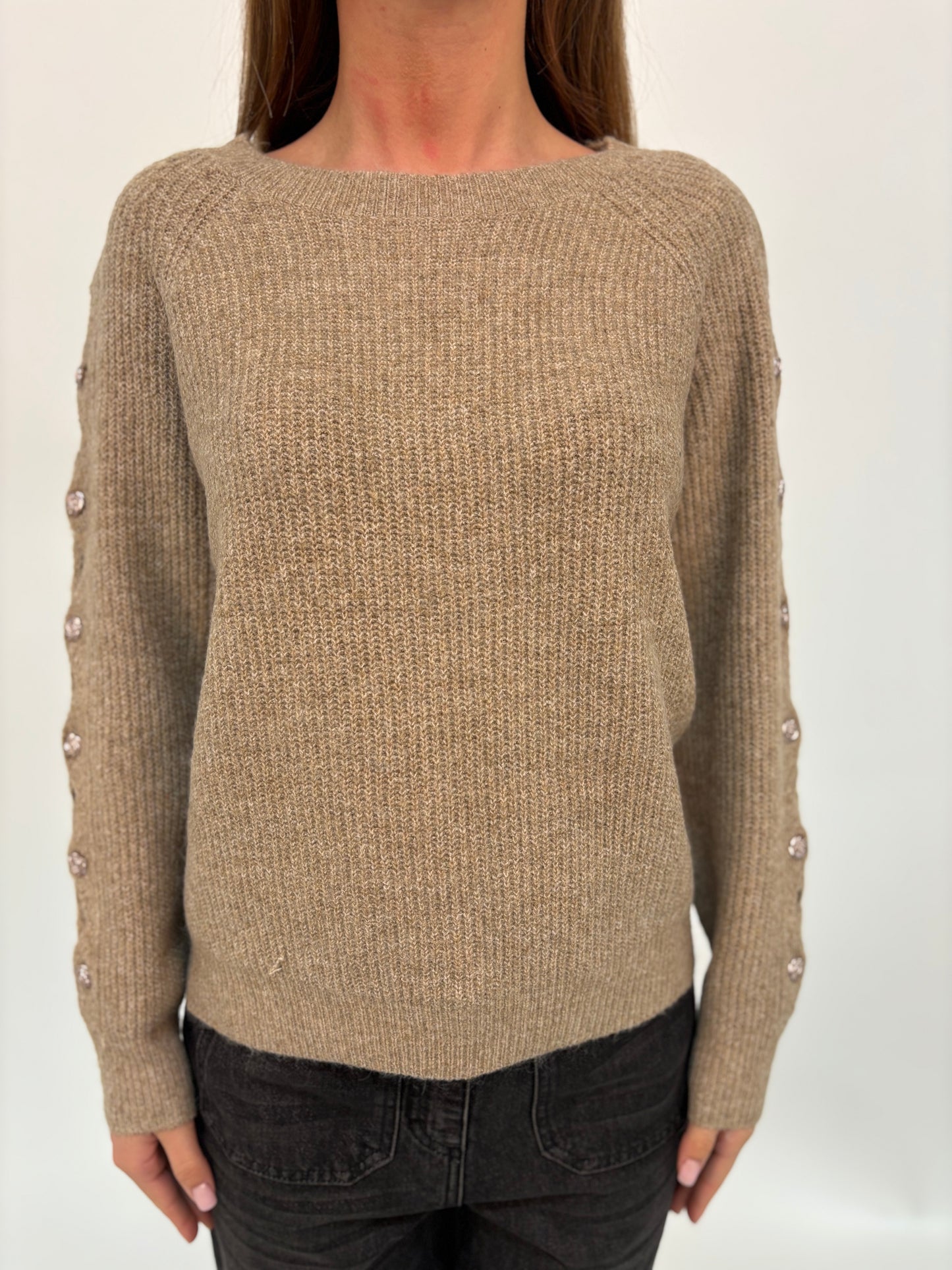 Molly Bracken Maglia con bottoni a forma di rosa lungo la manica BEIGE